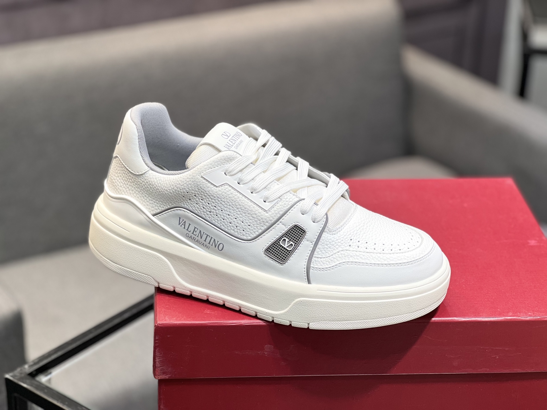 𝑽𝒂𝒍𝒆𝒏𝒕𝒊𝒏𝒐 Valentino 𝑶𝒏𝒆𝑺𝒕𝒖𝒅 Colección de zapatillas de deporte de pareja Valentino 2