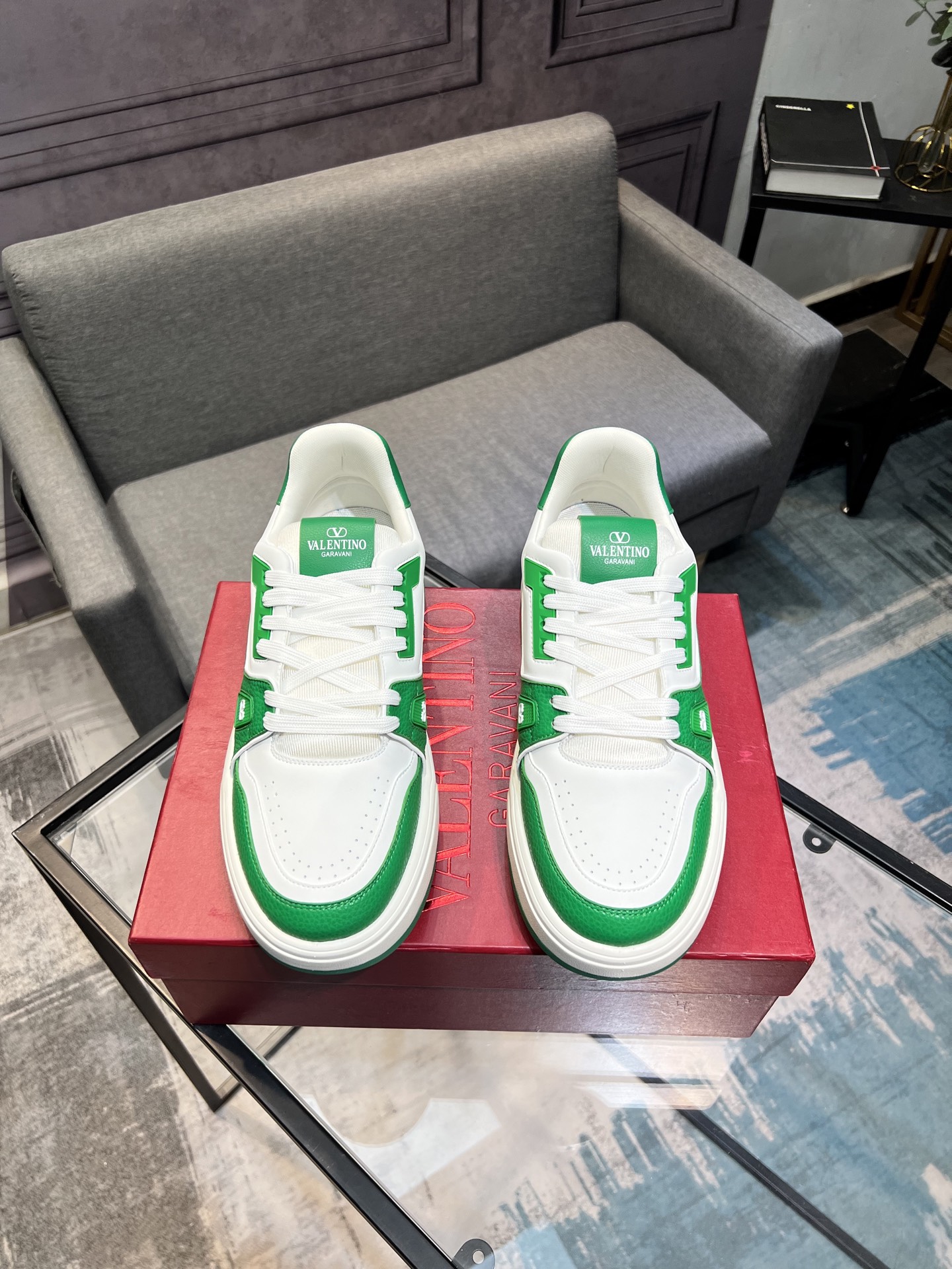 𝑽𝒂𝒍𝒆𝒏𝒕𝒊𝒏𝒐 Valentino 𝑶𝒏𝒆𝑺𝒕𝒖𝒅 Colección de zapatillas de deporte de pareja Valentino 2