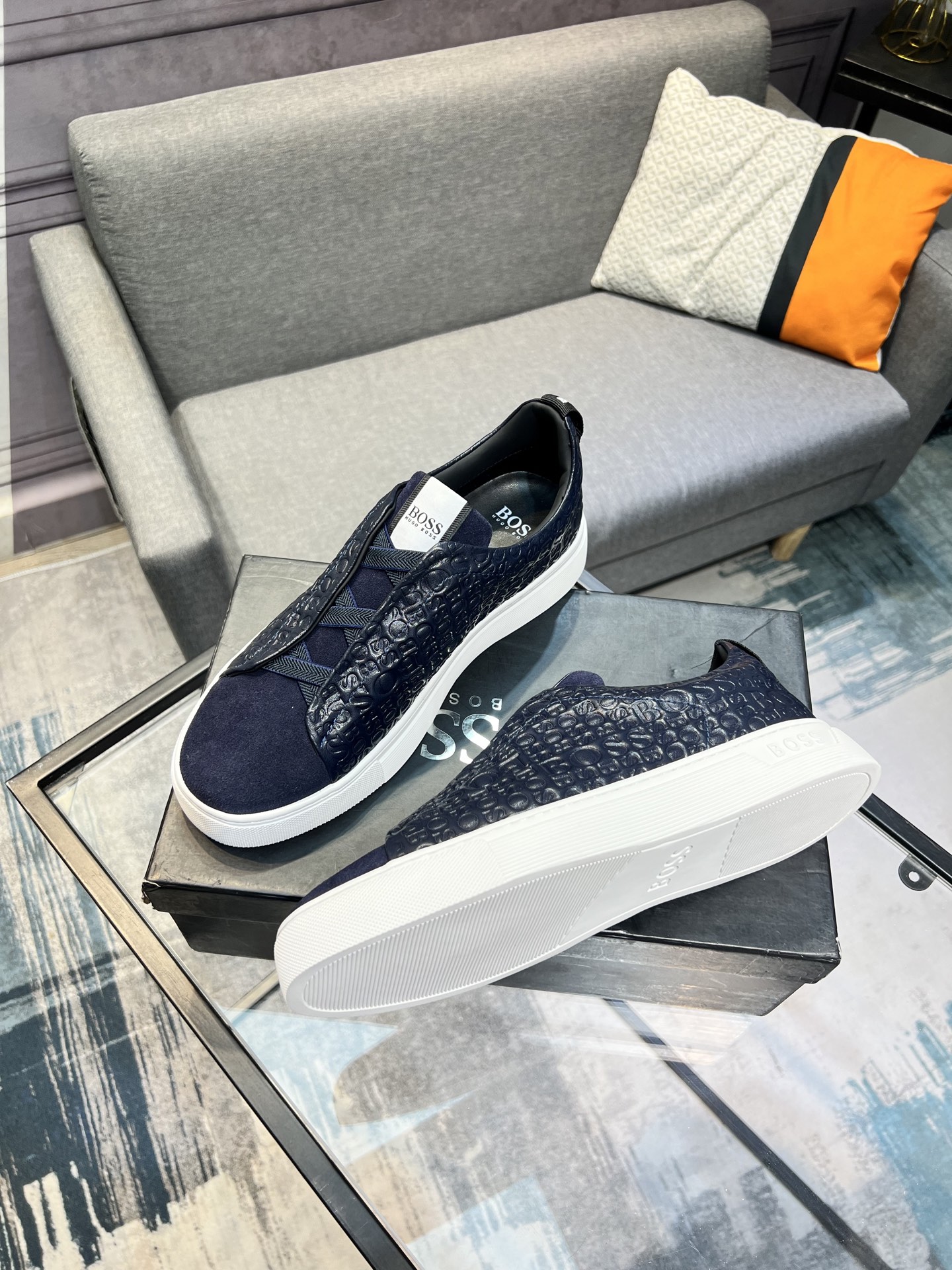 BOSS Classic Lace-Up Men's Sneakers - Stylish Comfort for Everyday Wear 4 i1742133565204 8827 0 2