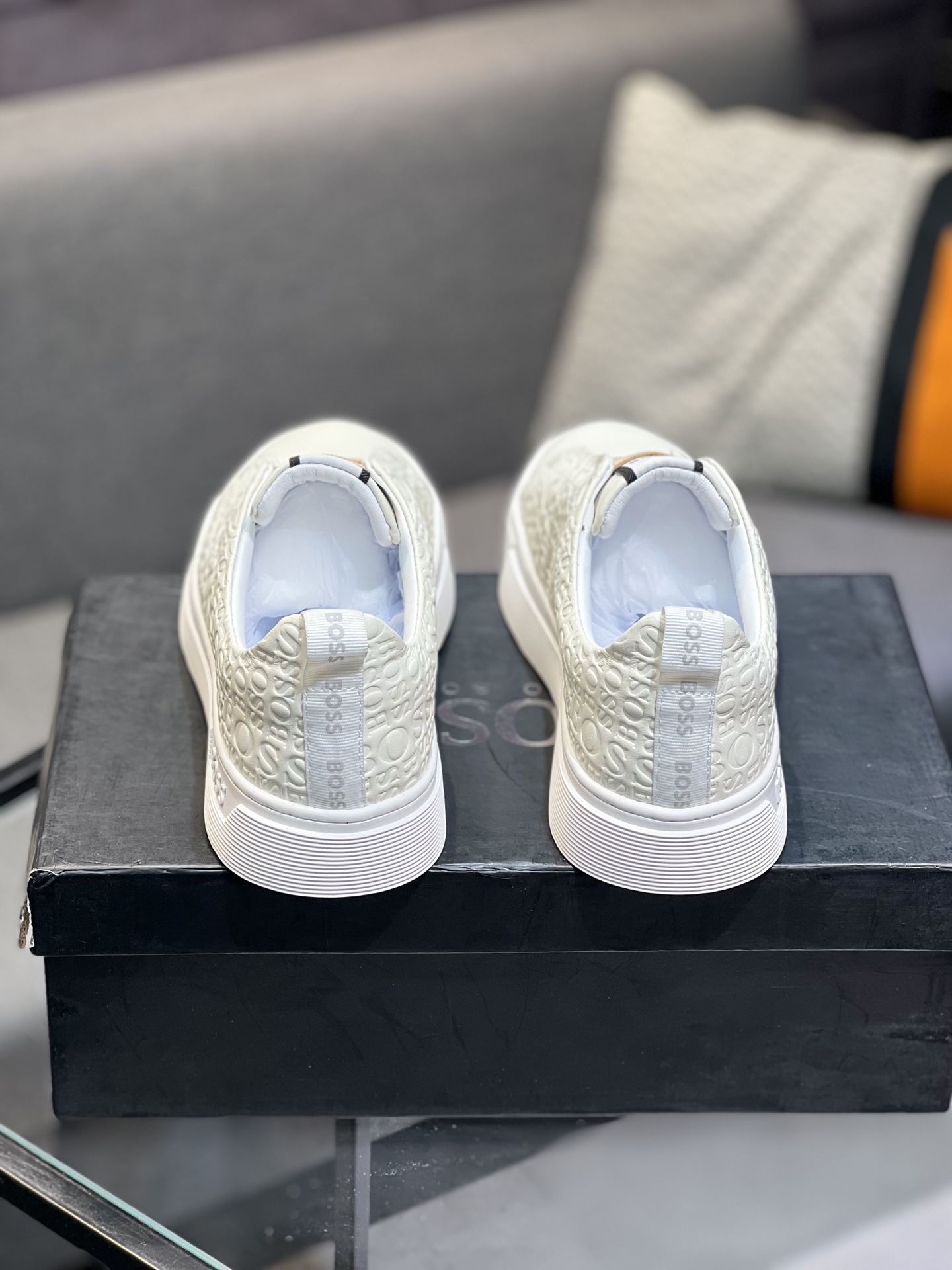 BOSS Men's Classic Lace-Up Sneakers - Stylish and Comfortable (Sizes 38-44) 8 i1742133606979 3983 0 6