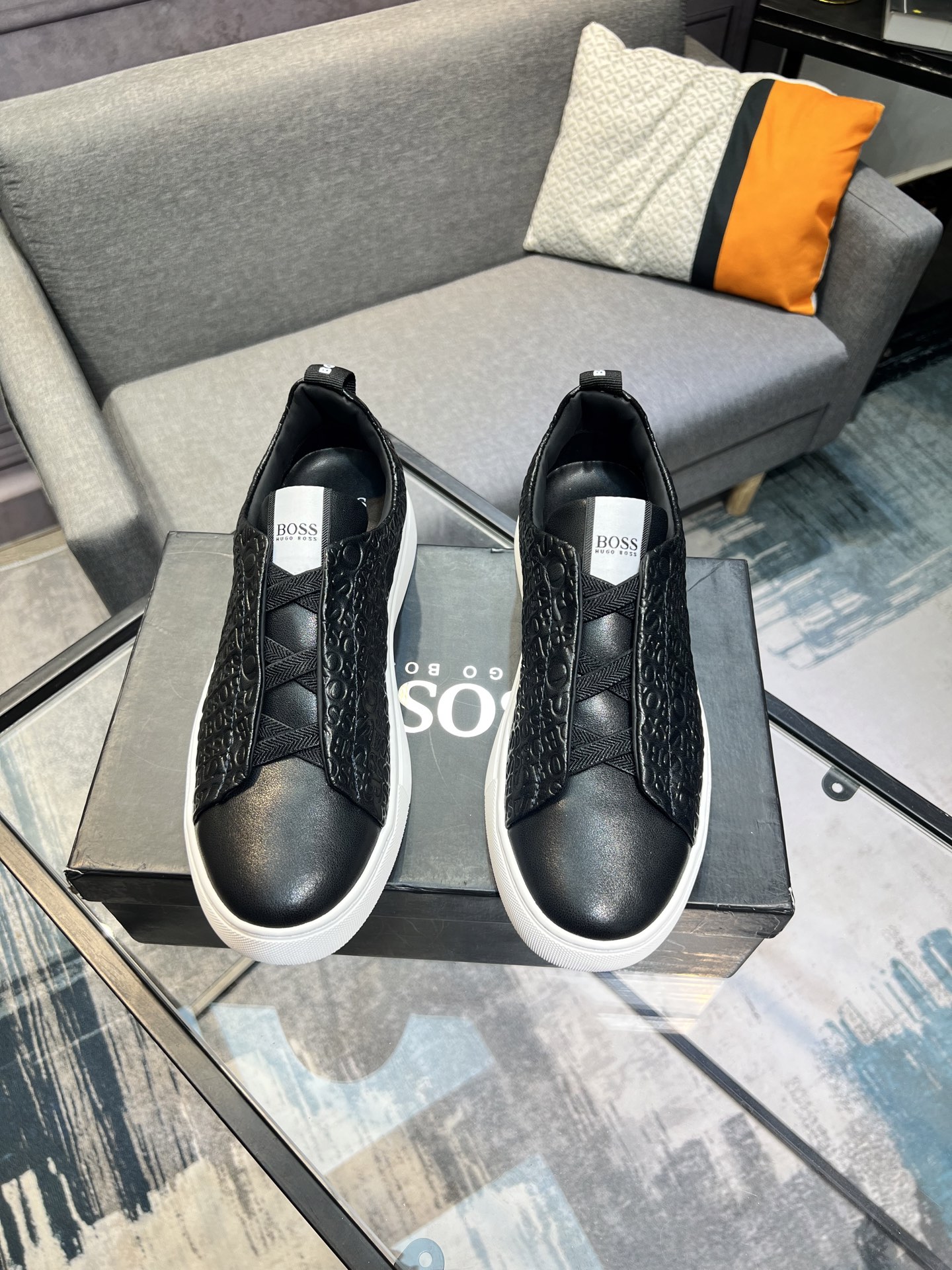 BOSS Classic Lace-Up Men's Shoe - Timeless Style & Supreme Comfort