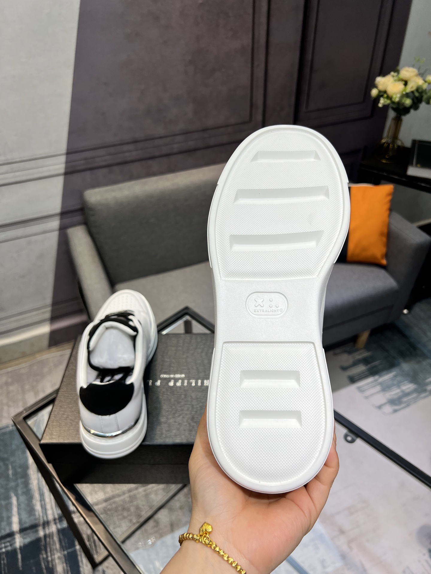 Philipp Plein White Leather Low-Top Sneakers Skull Accent - Sizes 38-44 7 i1742399485154 2435 0 5