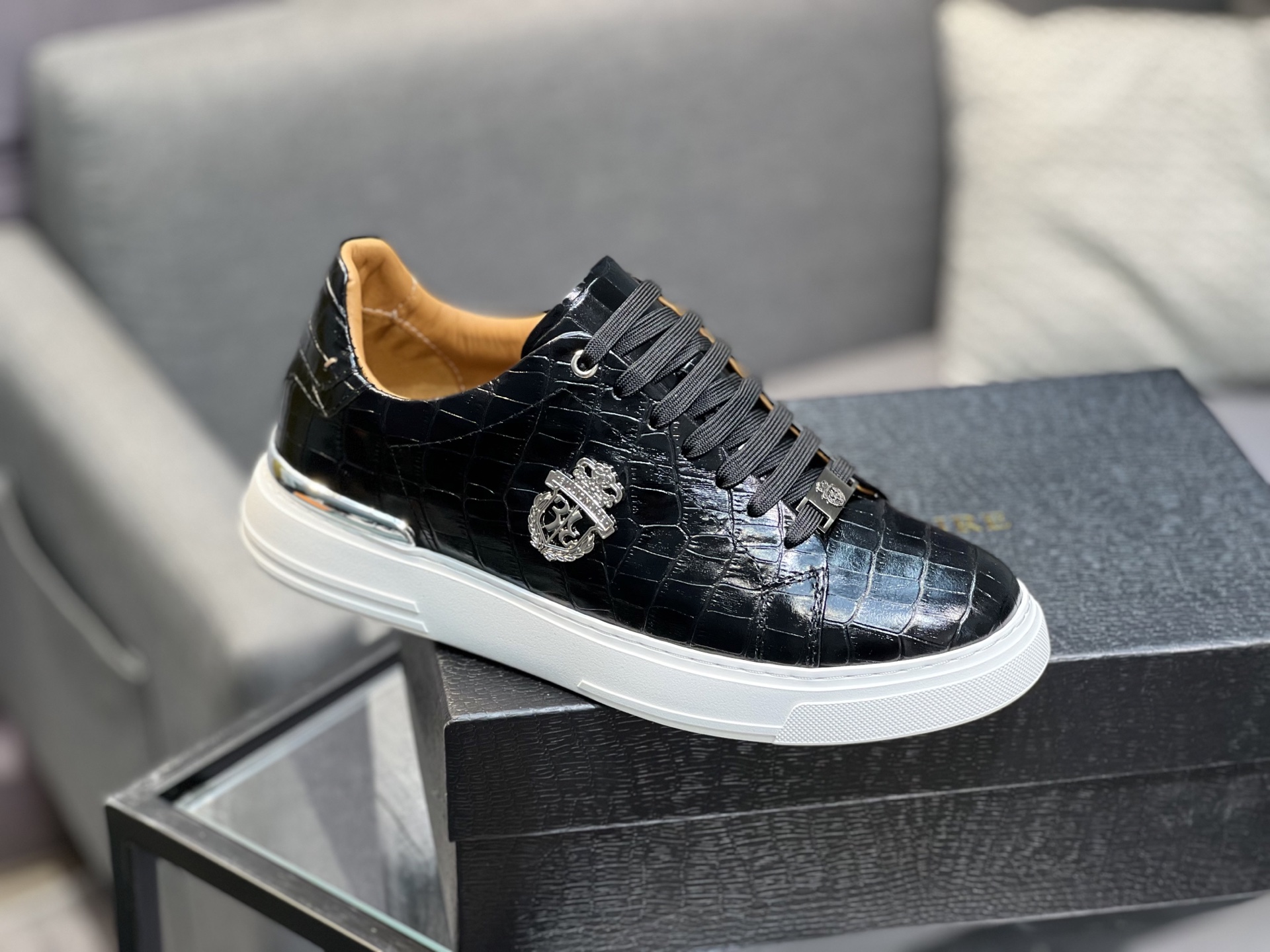 Billionaire Men's Crocodile-Embossed Leather Sneakers - Italian Craftsmanship 10 i1742399896966 4743 0 8