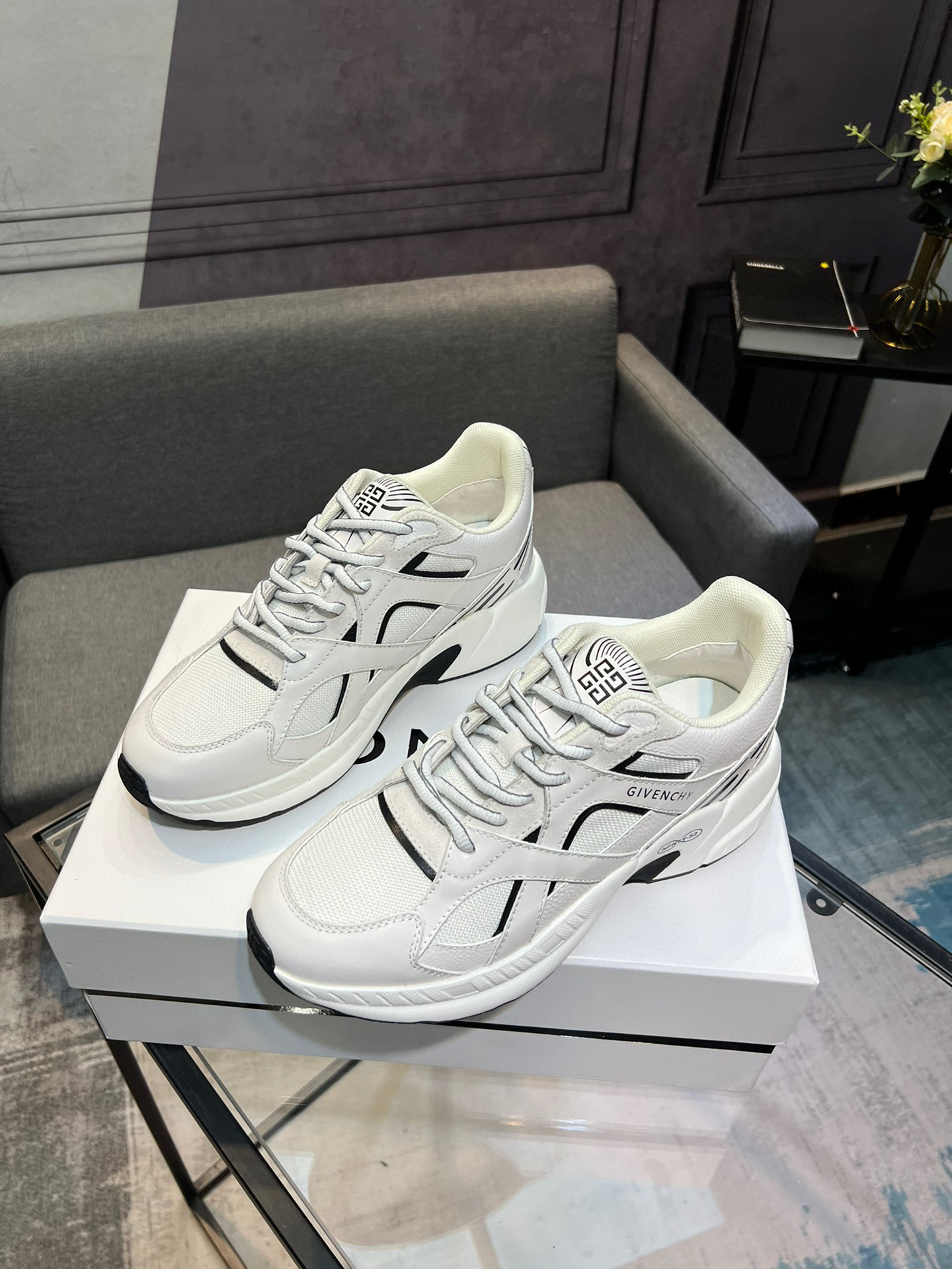 Givenchy Men's City Sport Sneakers in White Leather, Size 39-44 3 i1742485777530 1257 0 1