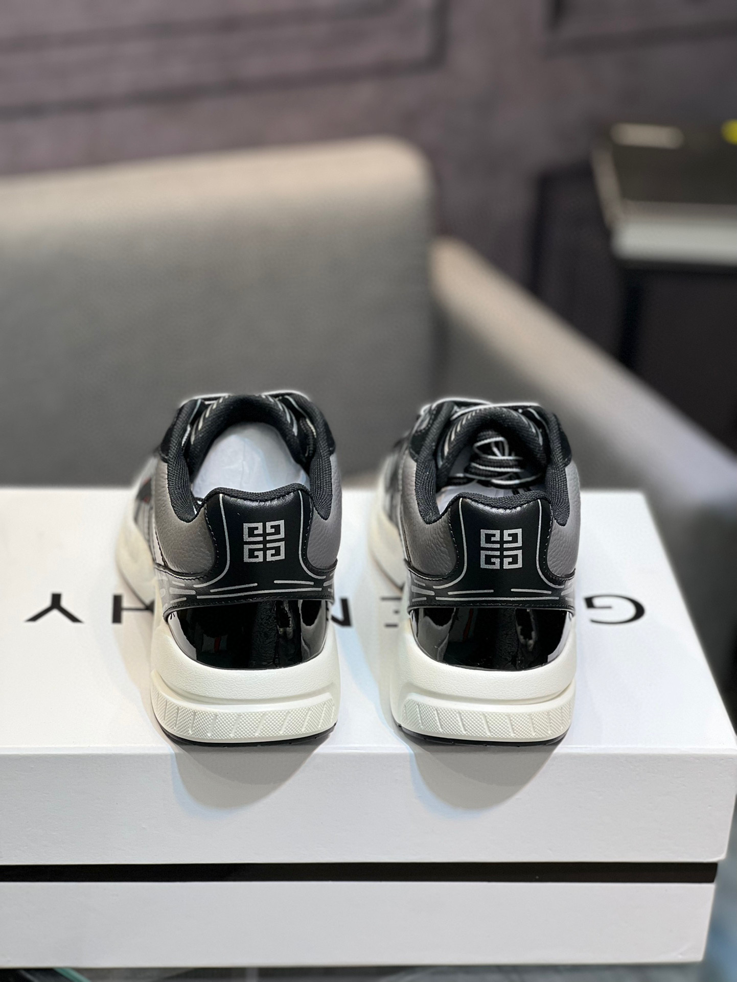 GIVENCHY Men's City Sport Sneakers in Leather and Mesh - Black/Grey 30 i1742485795314 14 0 6