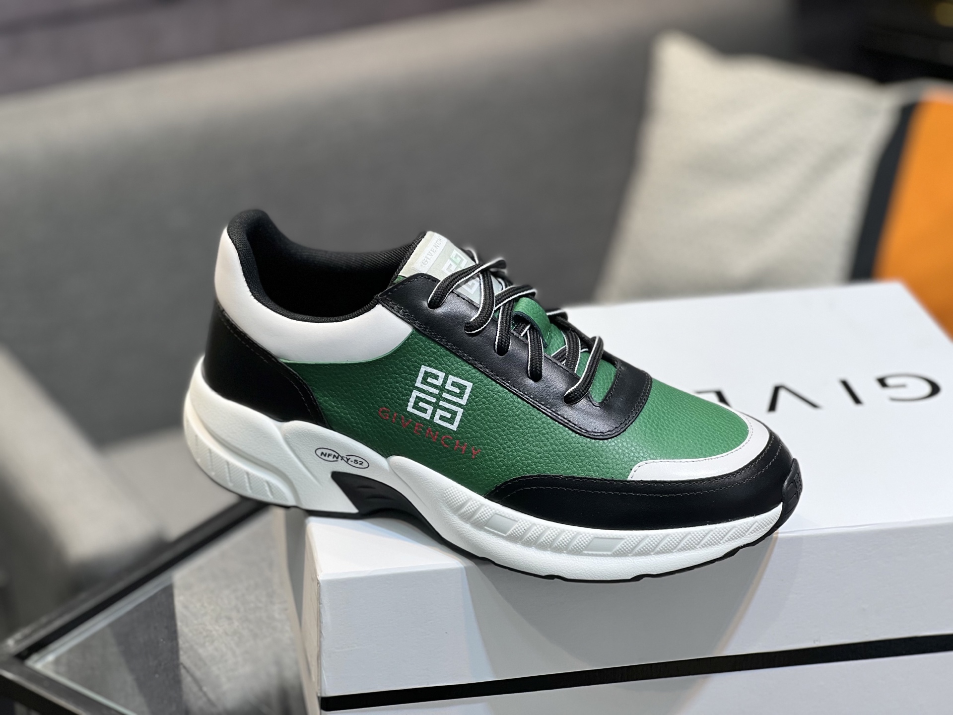GIVENCHY Men's City Sport Leather Sneakers, Green/Black, Size 39-44 10 i1742485859132 2191 0 8