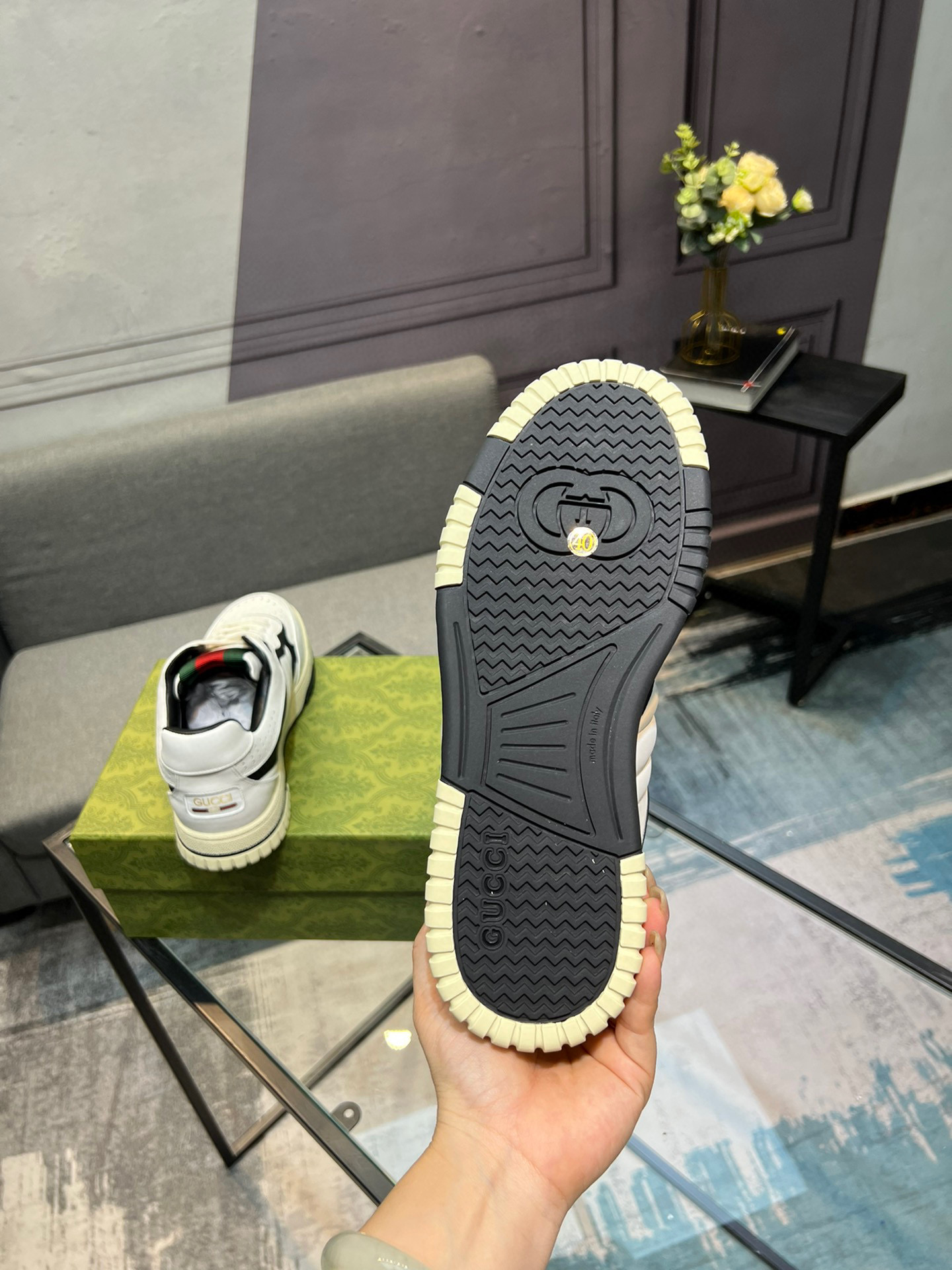 Gucci Men's and Women's White Leather Basketball Sneakers with Interlocking G 7 i1742650810351 4002 0 5
