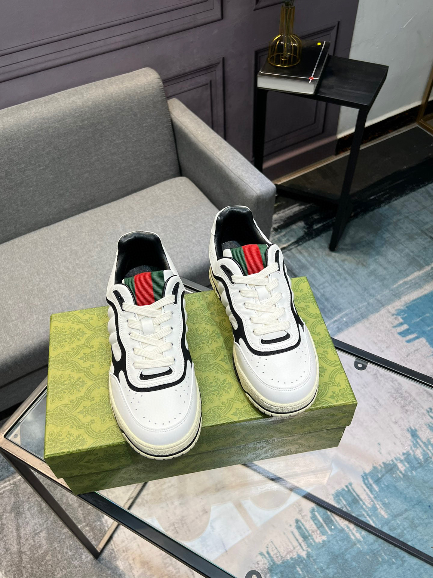 Gucci Men's and Women's White Leather Basketball Sneakers with Interlocking G 5 i1742650813266 9317 0 3
