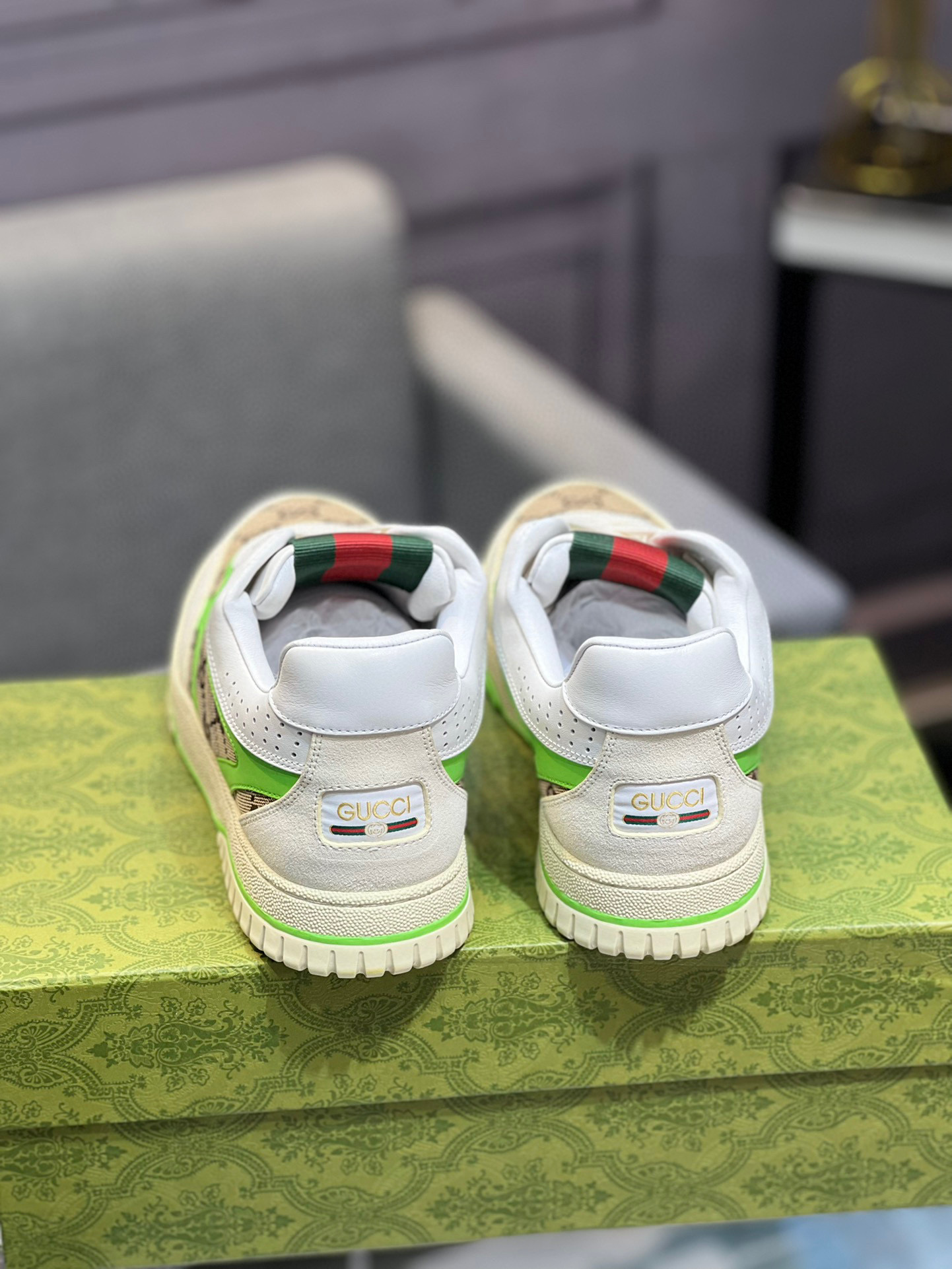 Gucci Basketball Style Sneakers with Interlocking G and Vintage Effect 30 i1742650836469 5994 0 6