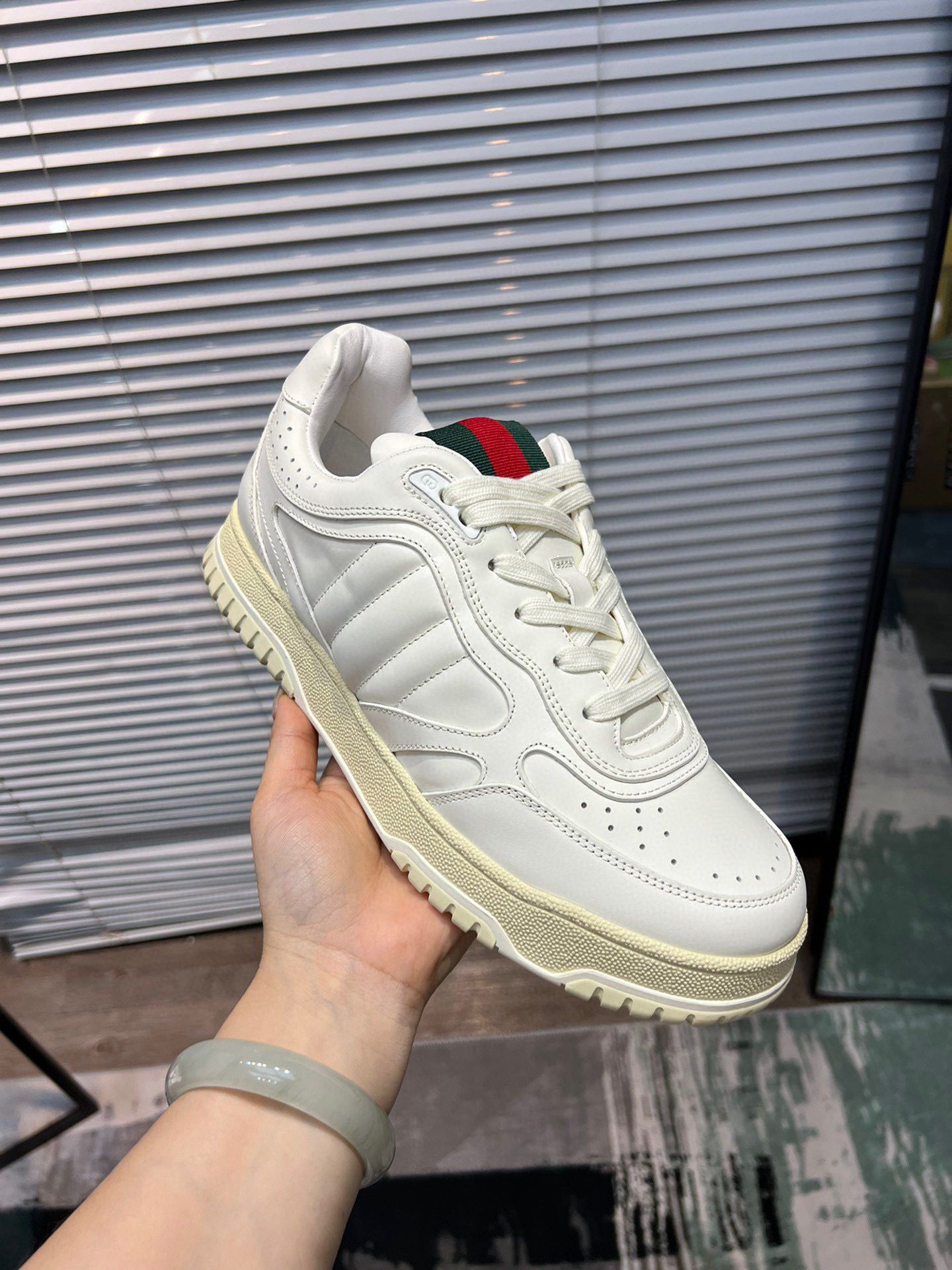 Gucci Basketball Style Sneakers with Interlocking G Detail - White Leather 6 i1742650887973 7894 0 4