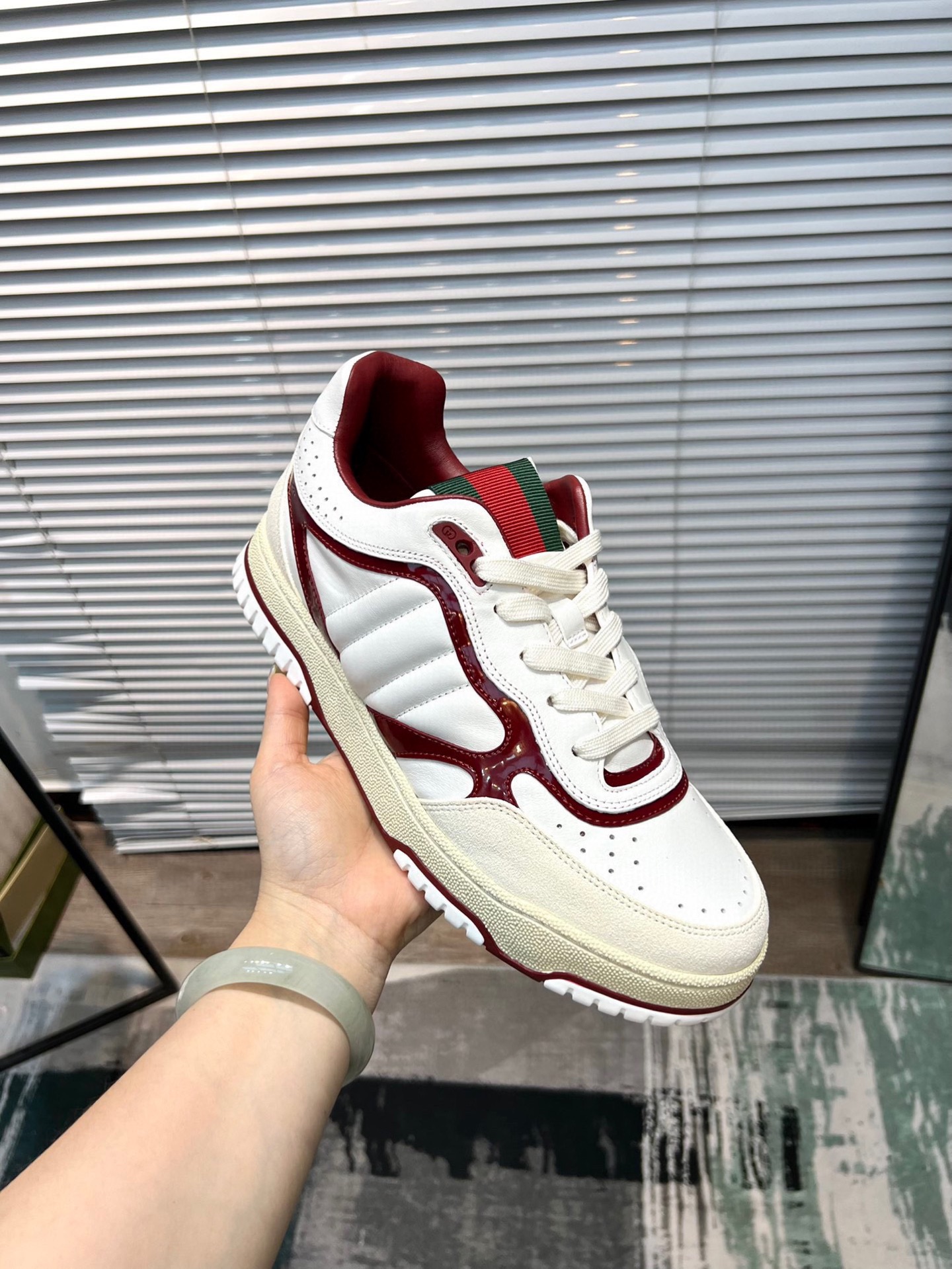Gucci Men's and Women's Basketball Style Sneakers With Interlocking G Detail 6 i1742650918146 6085 0 4