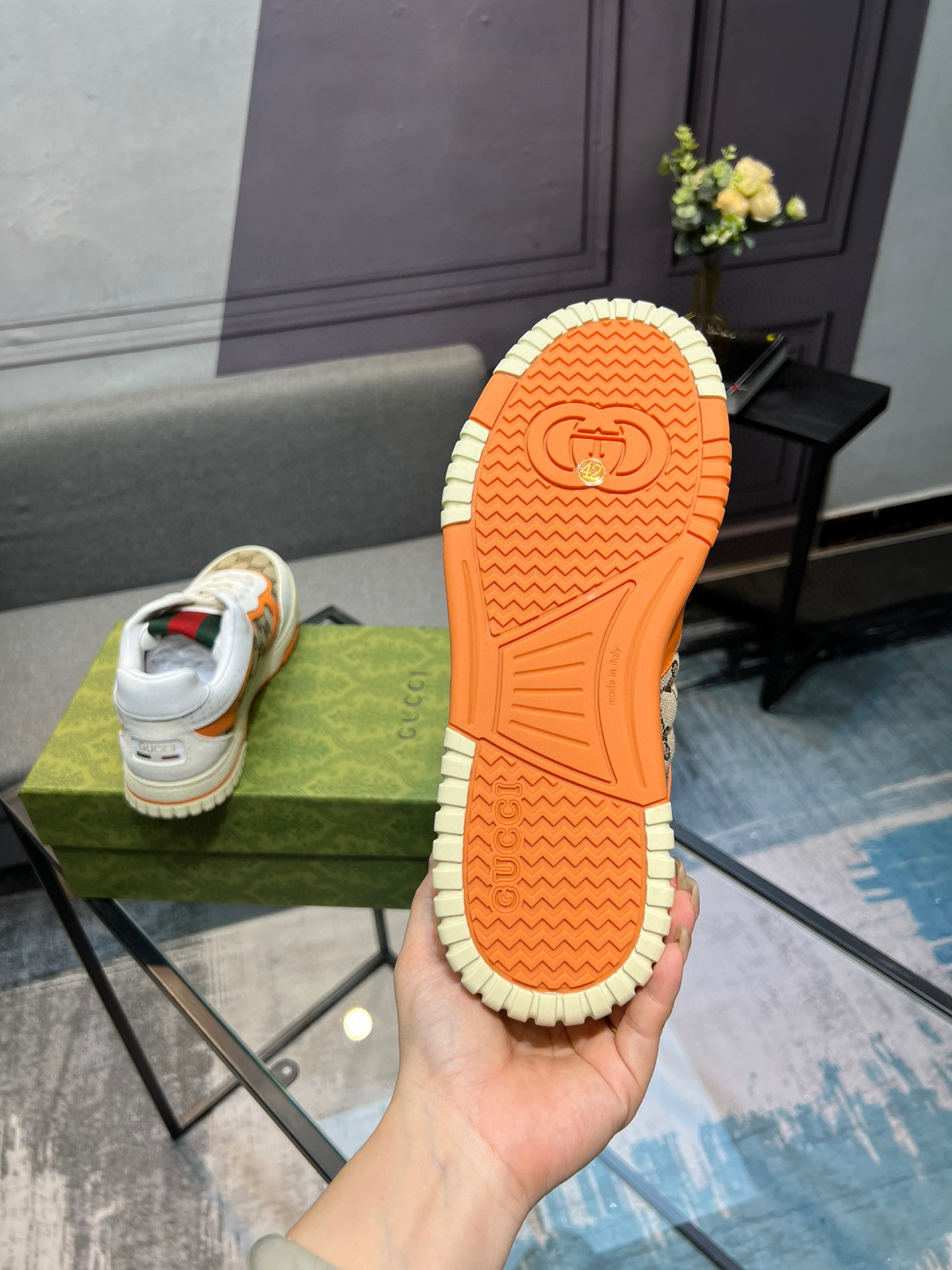 Gucci Basketball Style Sneakers with Interlocking G Motif - Couple Shoes 29 i1742650960608 4081 0 5