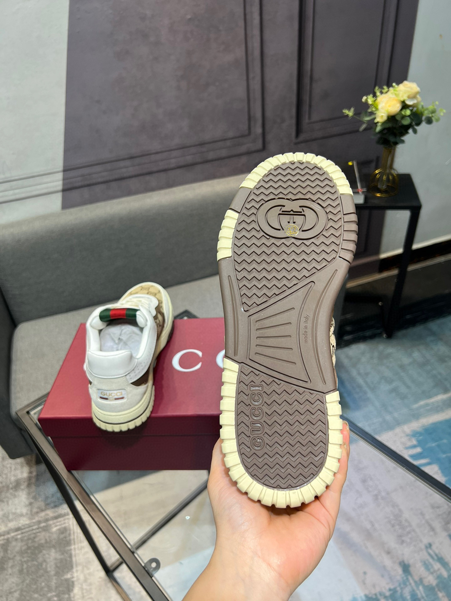 Gucci Basketball Style Sneakers with GG Motif and Aged Effect - Unisex Design 7 i1742651115260 5499 0 5