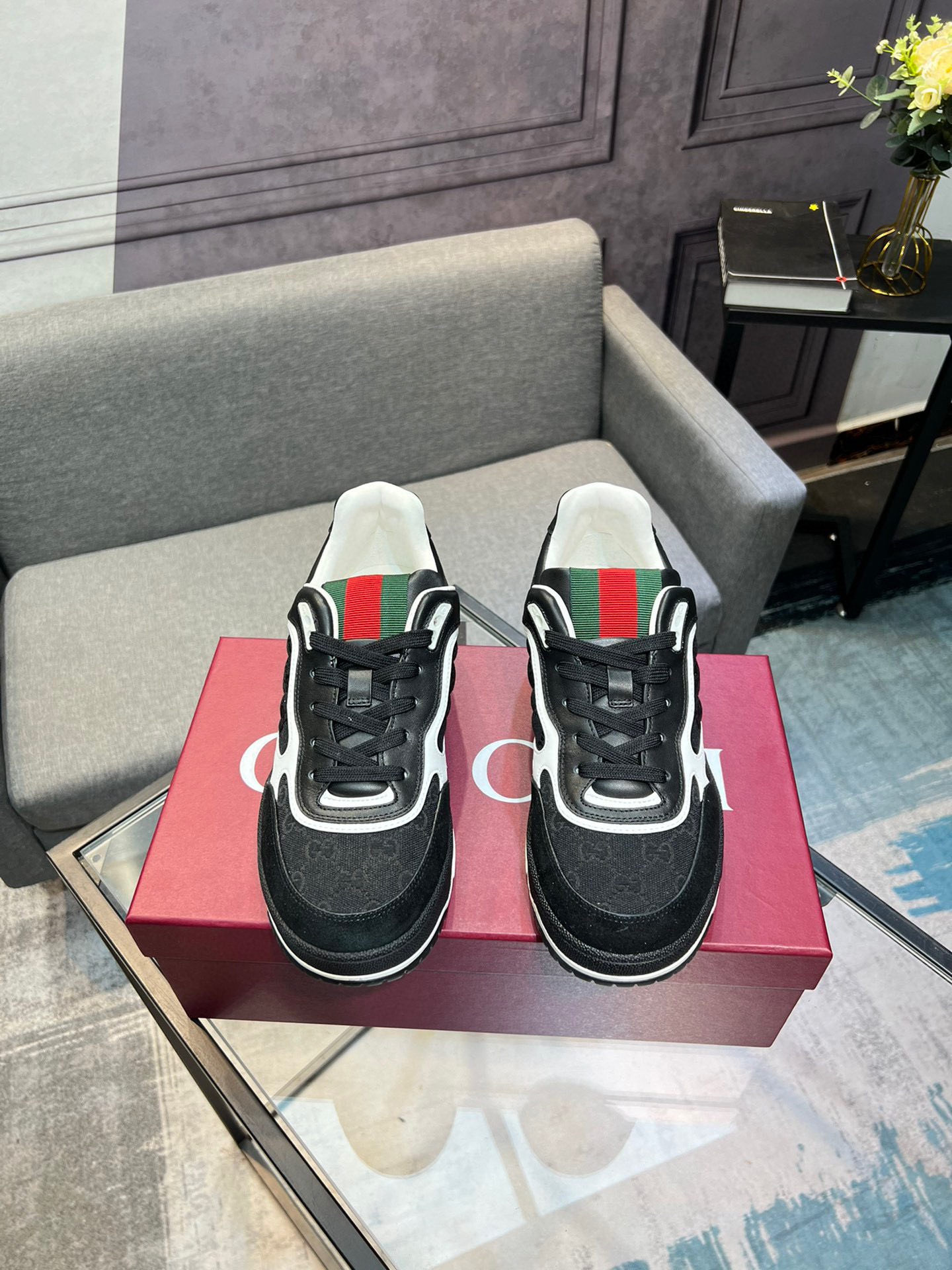 Gucci Men's and Women's Sneakers, Black Leather, Iconic Design, Sizes 38-46 24 i1742651133147 176 0 0