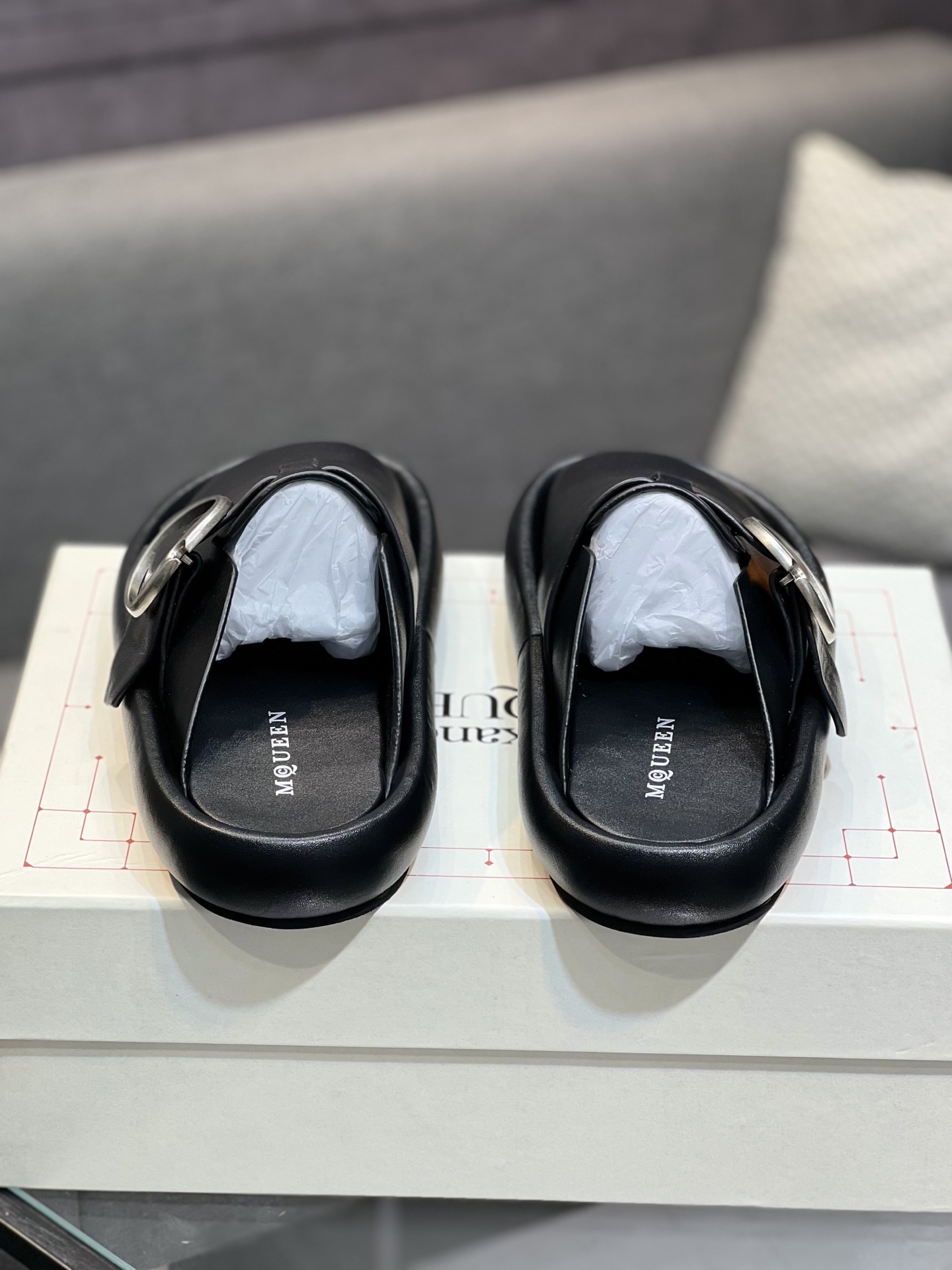 Alexander McQueen Arc Couple Slippers - Casual, Comfortable, and Stylish 8 i1743434969732 763 0 6