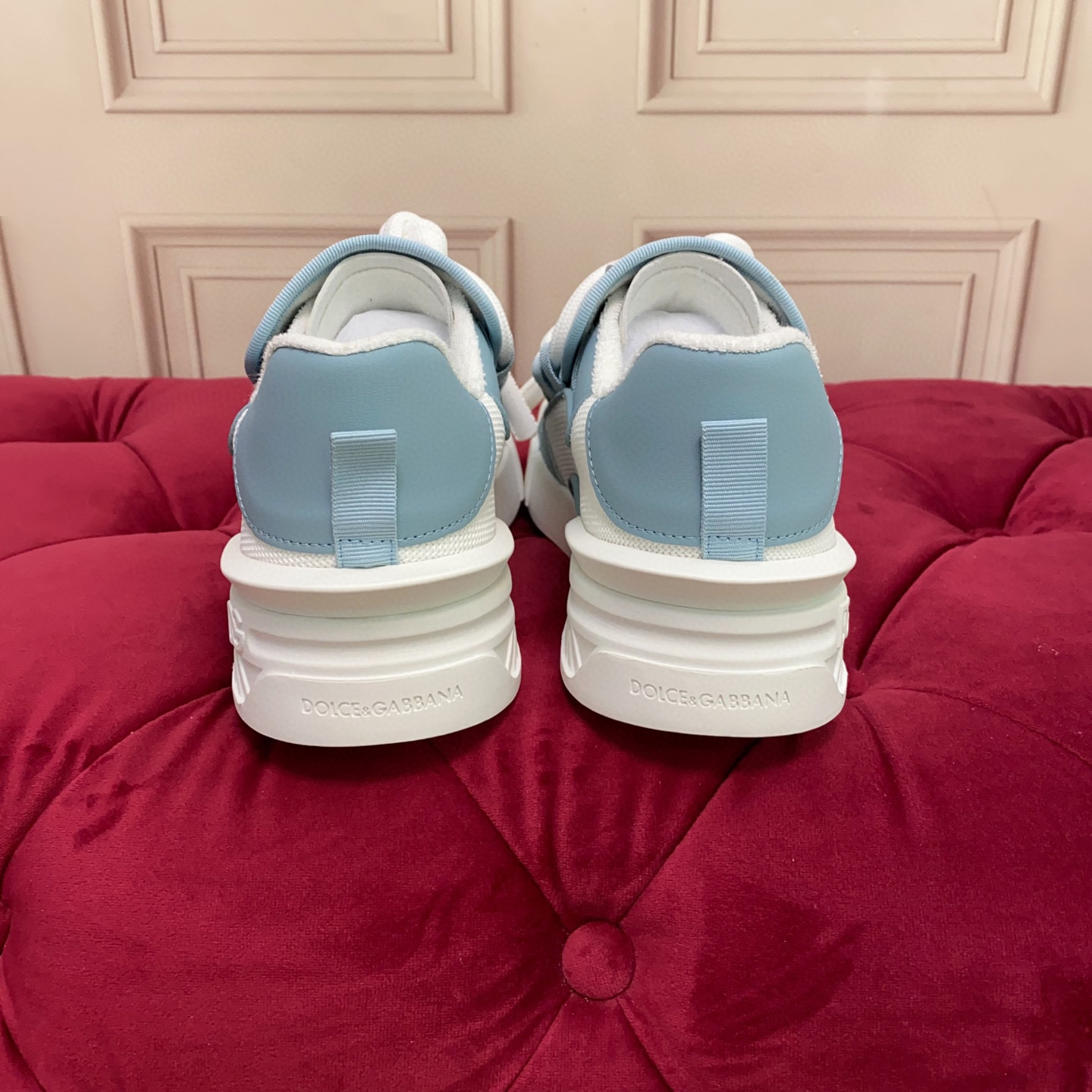 Dolce & Gabbana 2025 Luxury Designer Sneakers, Fashionable Men's and Women's Shoes 10 i1743522766264 8774 0 8
