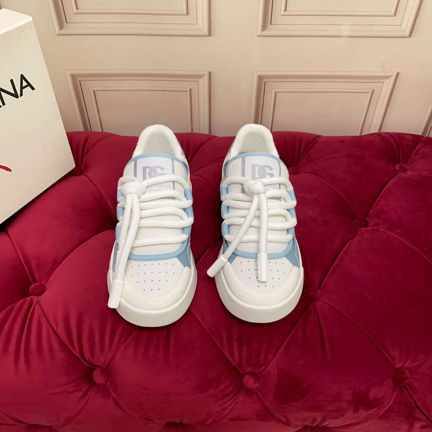 Dolce & Gabbana 2025 Luxury Designer Sneakers, Fashionable Men's and Women's Shoes 4 i1743522766265 175 0 2