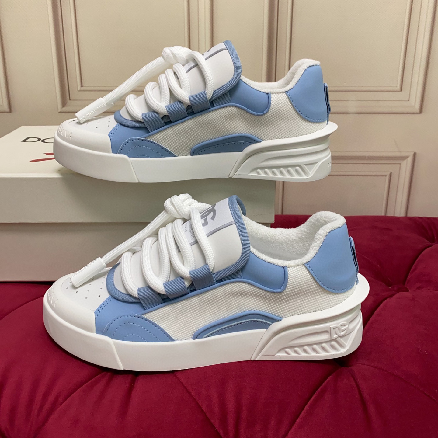 Dolce&Gabbana 2025 Luxury Leather Sneakers, Exquisite Craftsmanship, Blue/White 3 i1743522839676 6934 0 1