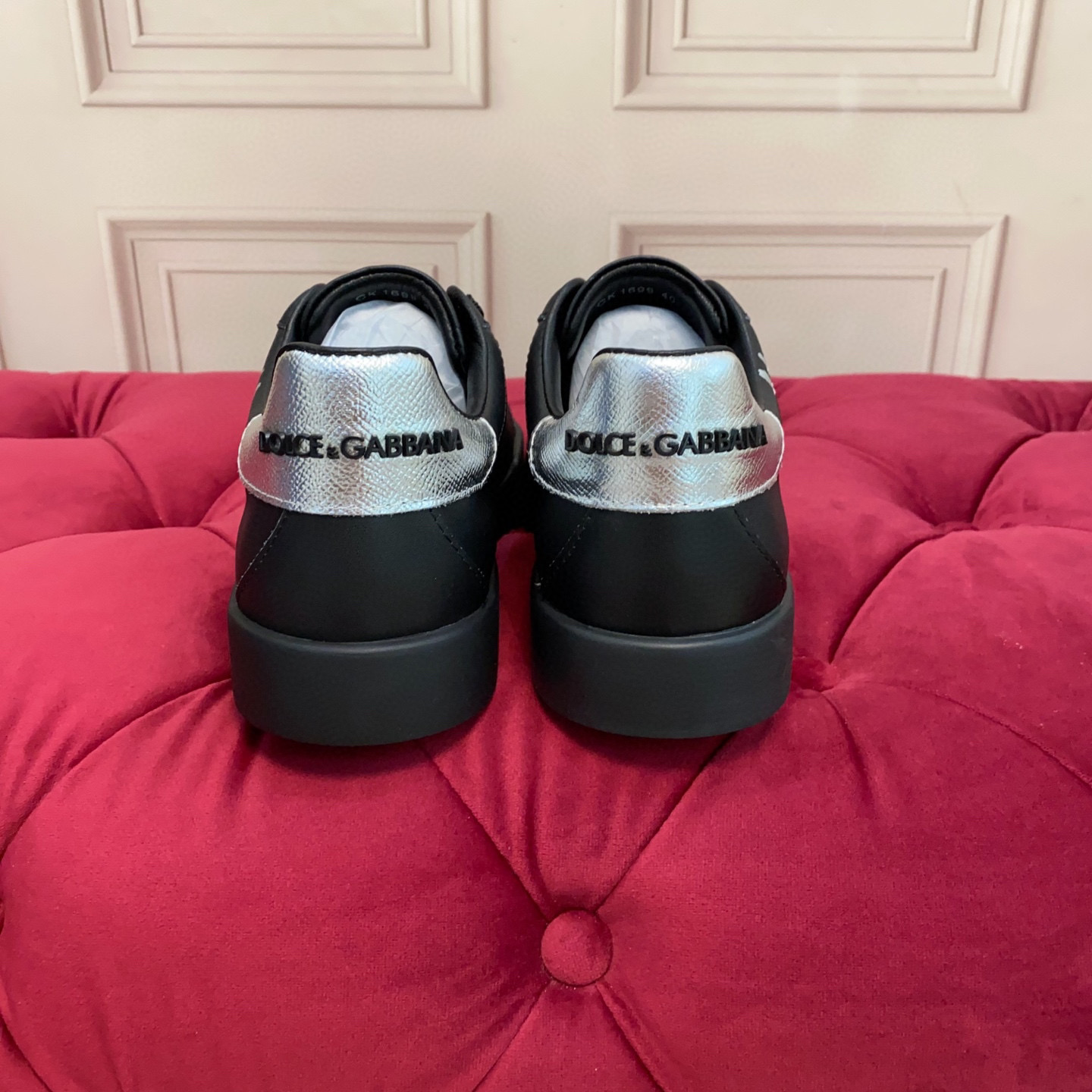 Dolce & Gabbana 2025 Leather Sneakers with Graphic Detail - Luxury Fashion Footwear 10 i1743522950024 2620 0 8