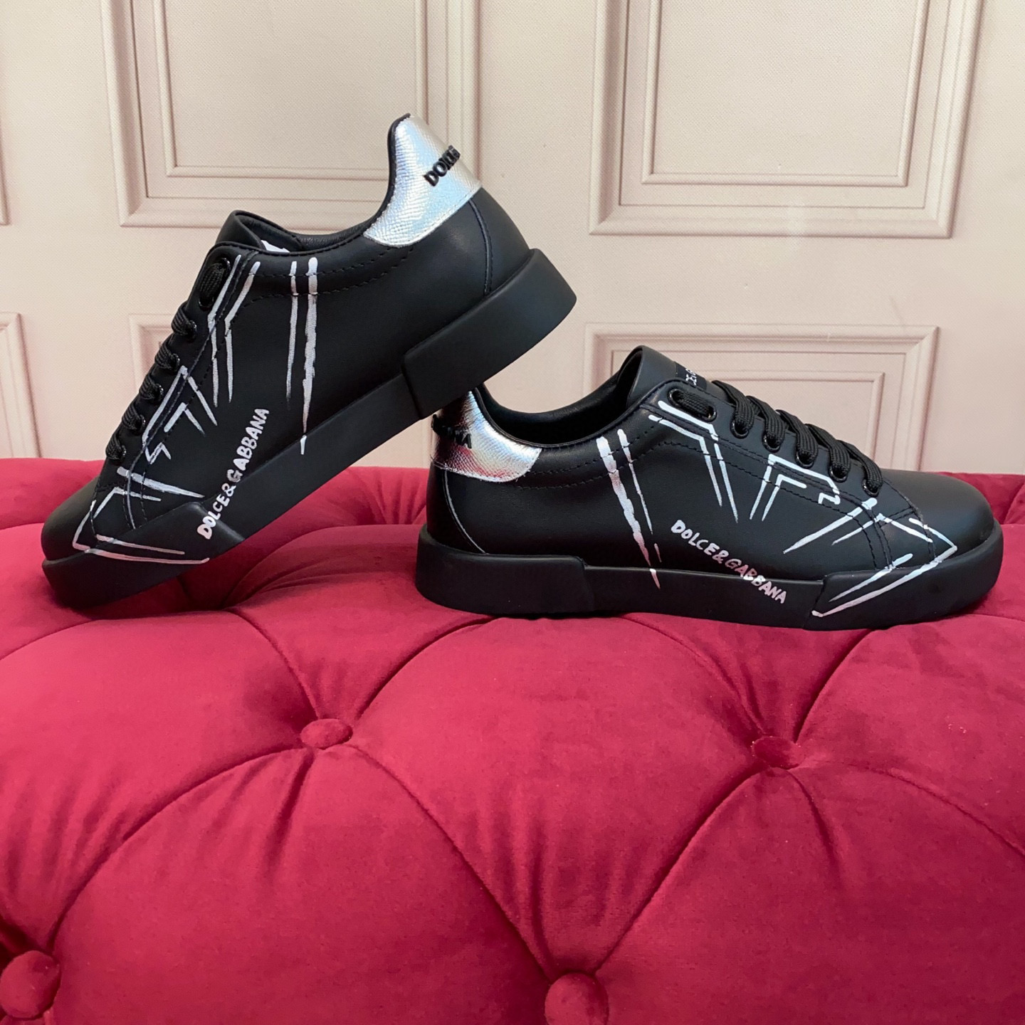 Dolce & Gabbana 2025 Leather Sneakers with Graphic Detail - Luxury Fashion Footwear 7 i1743522950025 6066 0 5