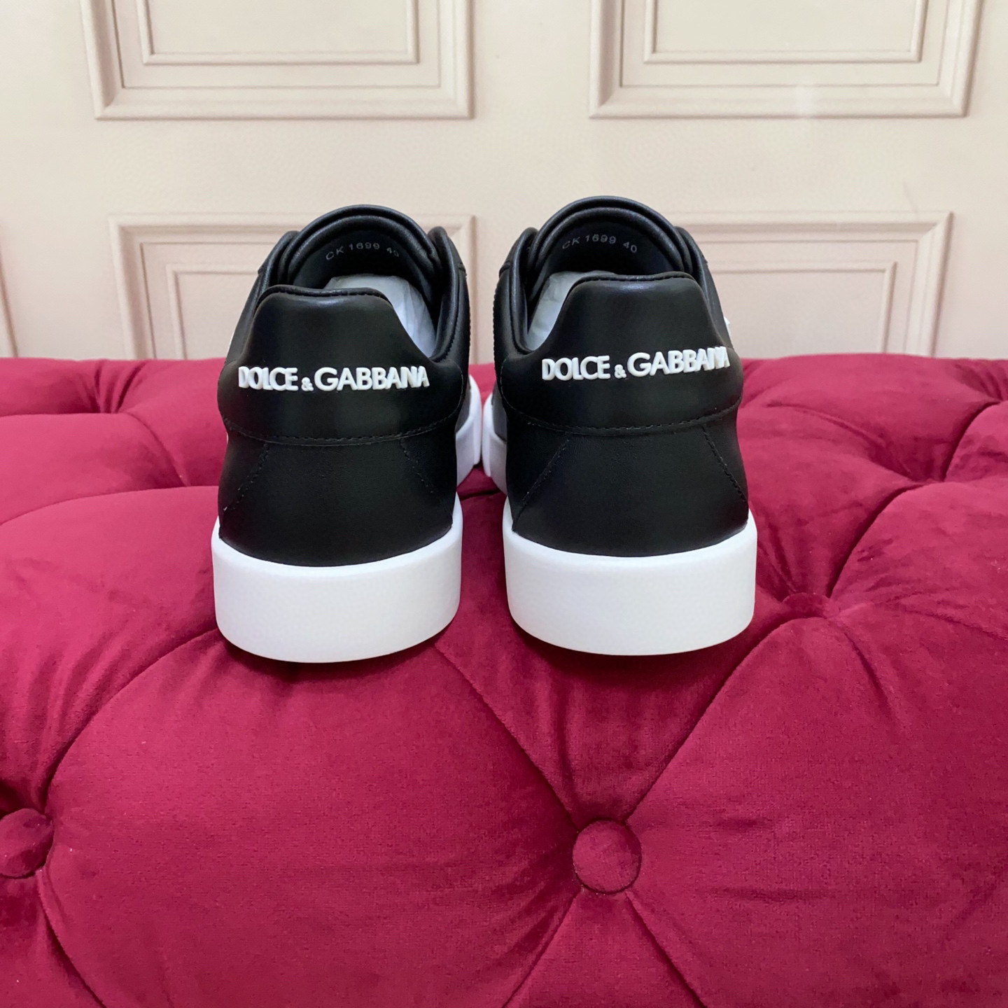 Dolce & Gabbana Leather Sneakers - Luxurious Designer Shoes for Men and Women 10 i1743523076204 7706 0 8