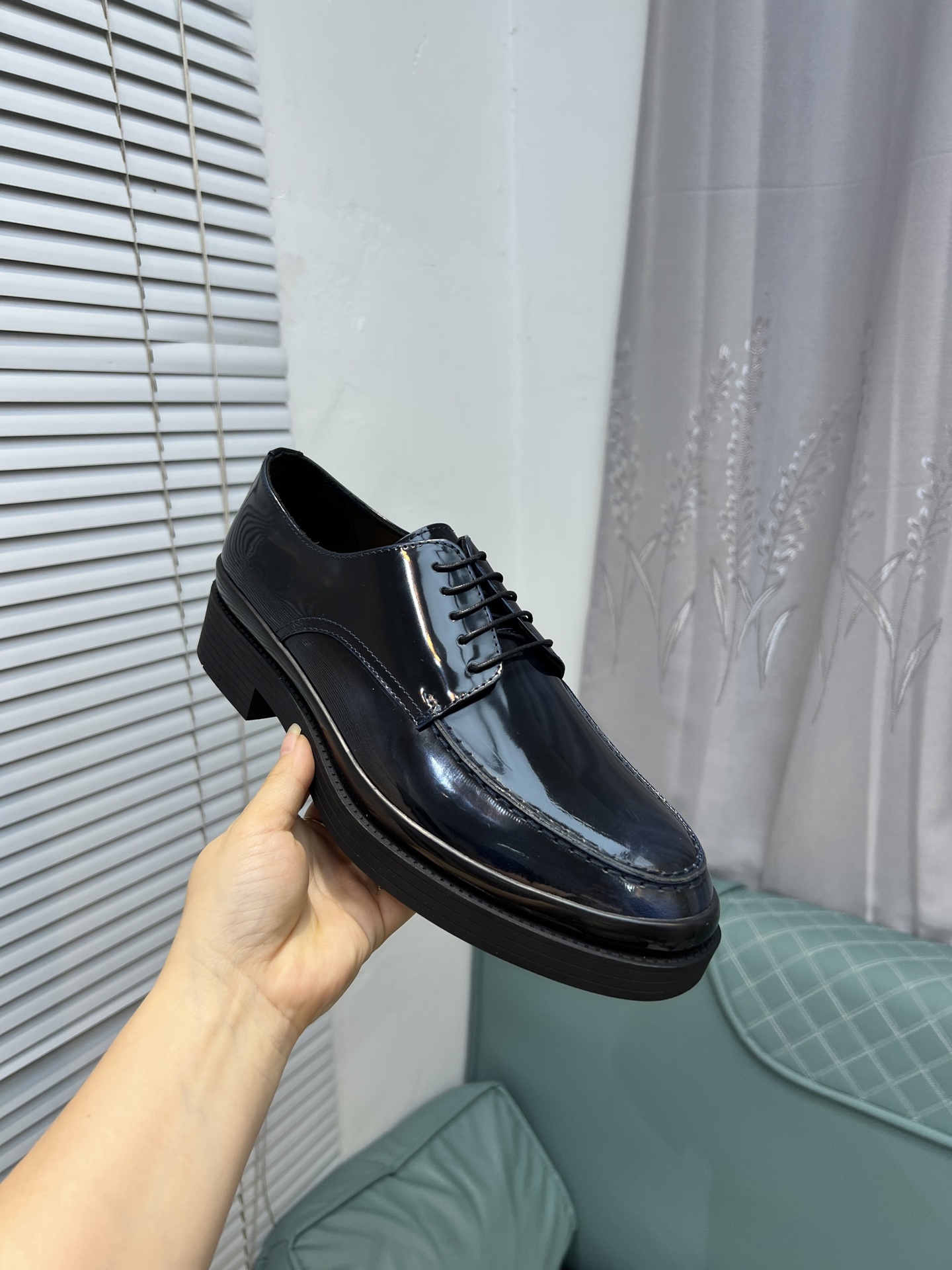 Prada Men's Polished Leather Oxford Shoes - Classic Style, Modern Comfort 6 i1744644712880 9971 0 4