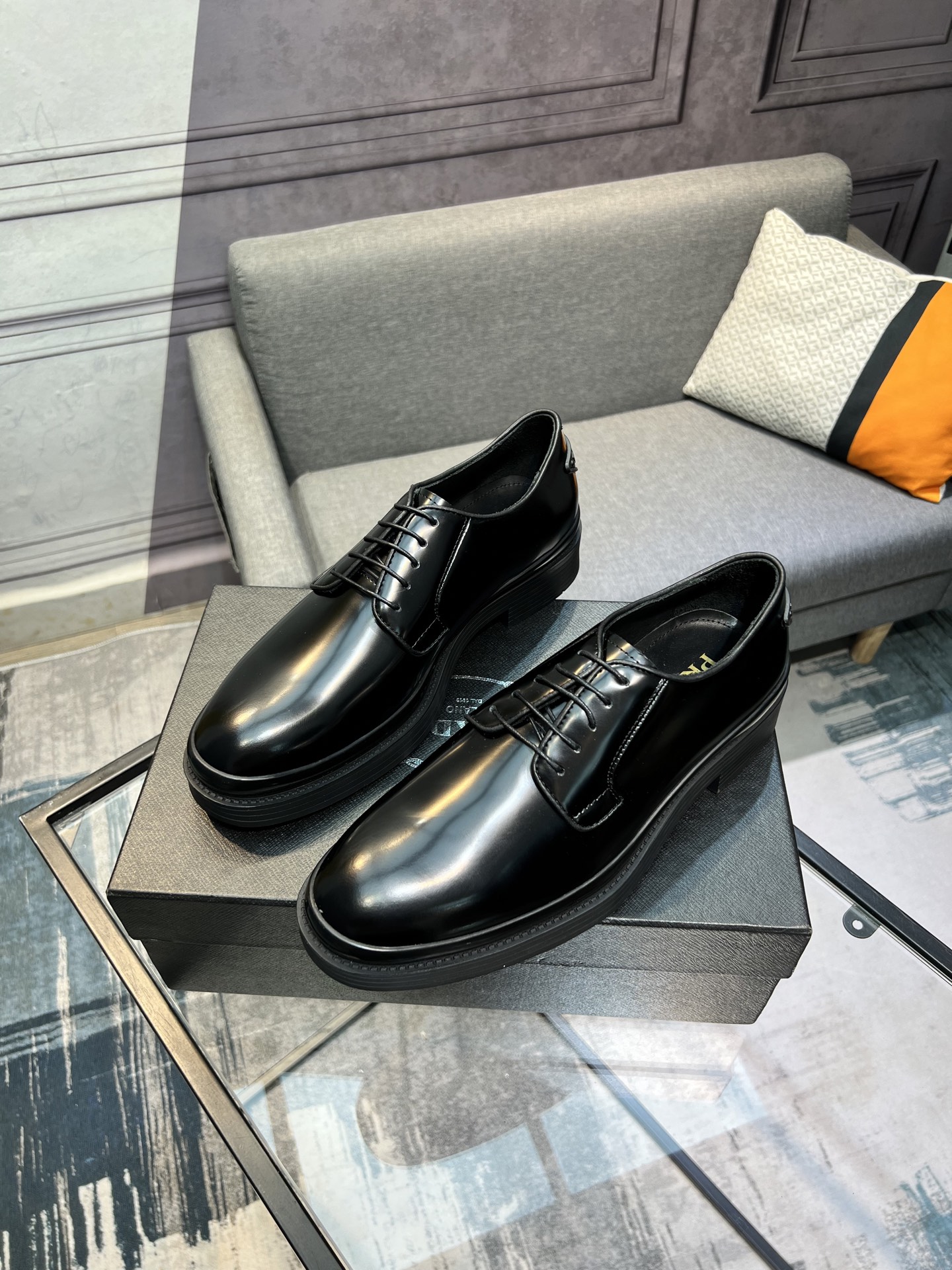 Prada Men's Glossy Leather Lace-Up Dress Shoes - Classic & Modern Style 3 i1744644835705 5679 0 1