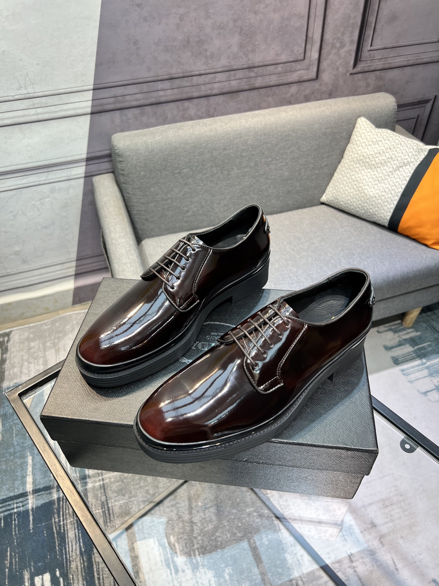 Prada Men's Polished Leather Lace-Up Shoes Oxfords 3 i1744644851398 2749 0 1