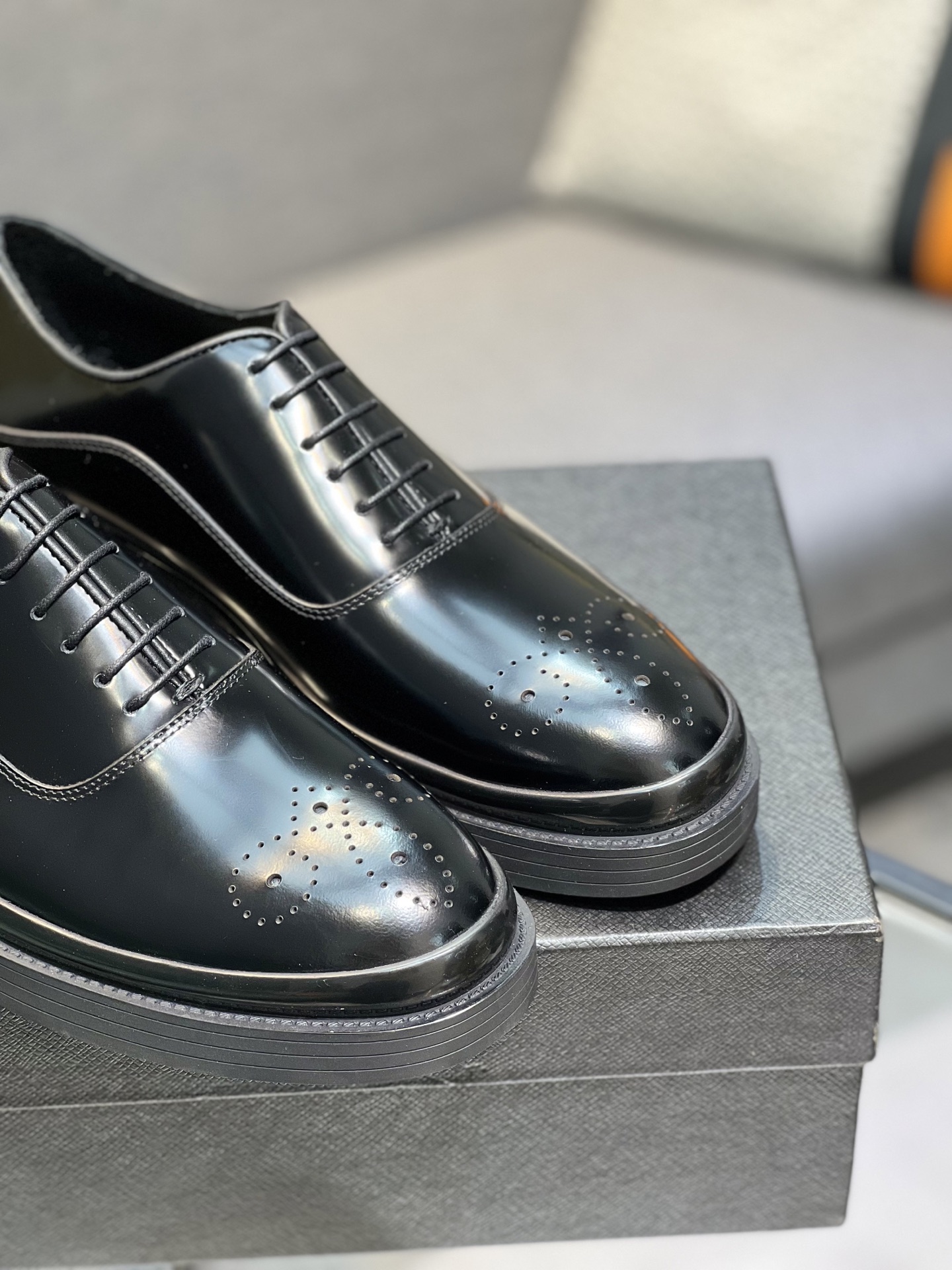 Prada Men's Polished Leather Oxford Dress Shoes, Lace-up, Size 39-44 9 i1744645003395 3509 0 7