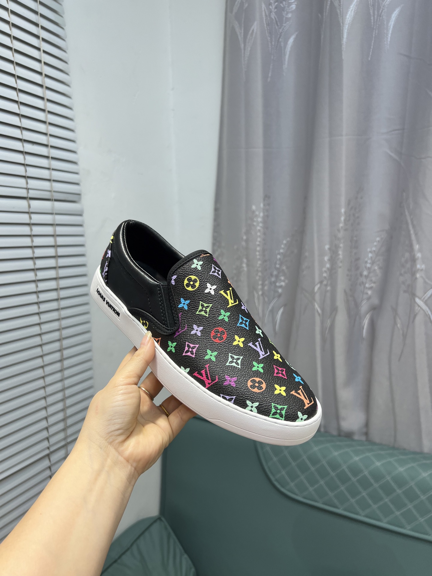 Louis Vuitton Men's Casual Slip-On Shoes - Comfortable & Stylish 6 i1744810882666 5627 0 4