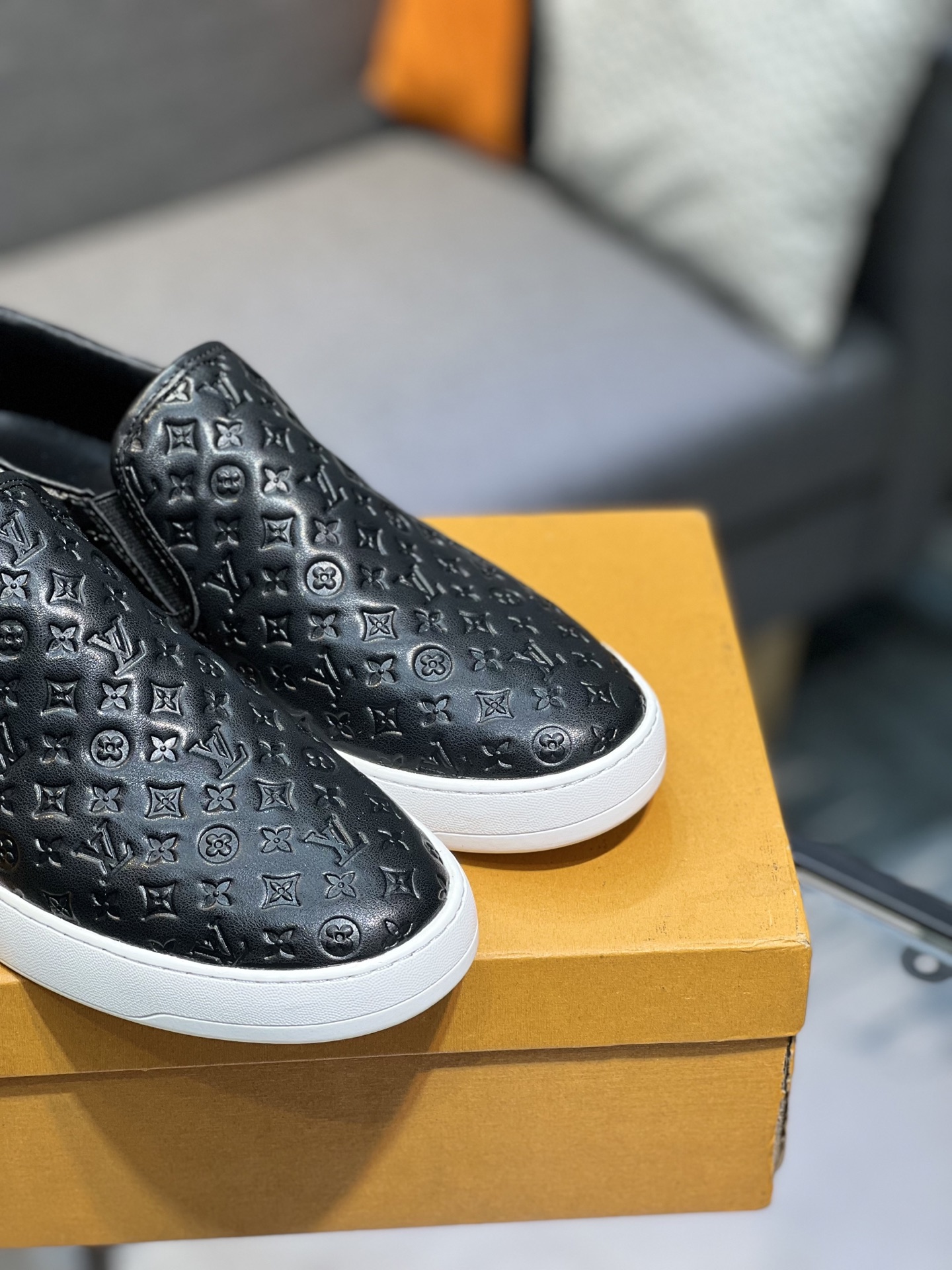 Louis Vuitton Men's Black Leather Slip-On Sneakers - EU Sizes 38-44 9 i1744817458513 7769 0 7