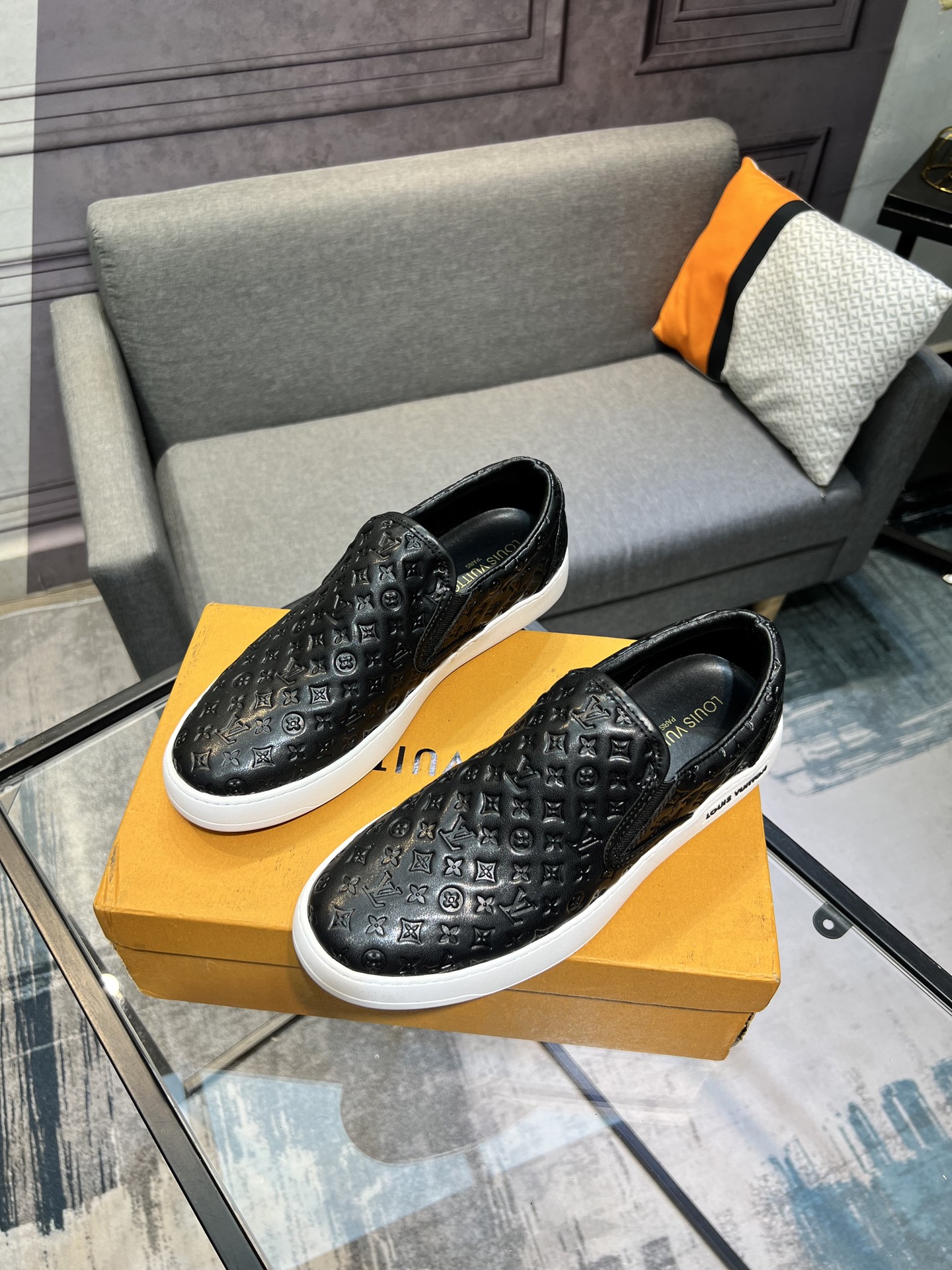 Louis Vuitton Men's Black Leather Slip-On Sneakers - EU Sizes 38-44 3 i1744817459455 3945 0 1