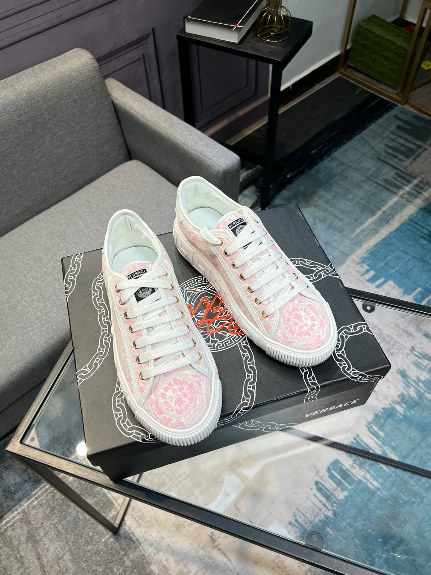 Versace Women's White Leather Low-Top Sneakers Size 36-44 5 i1744990702936 6275 0 3