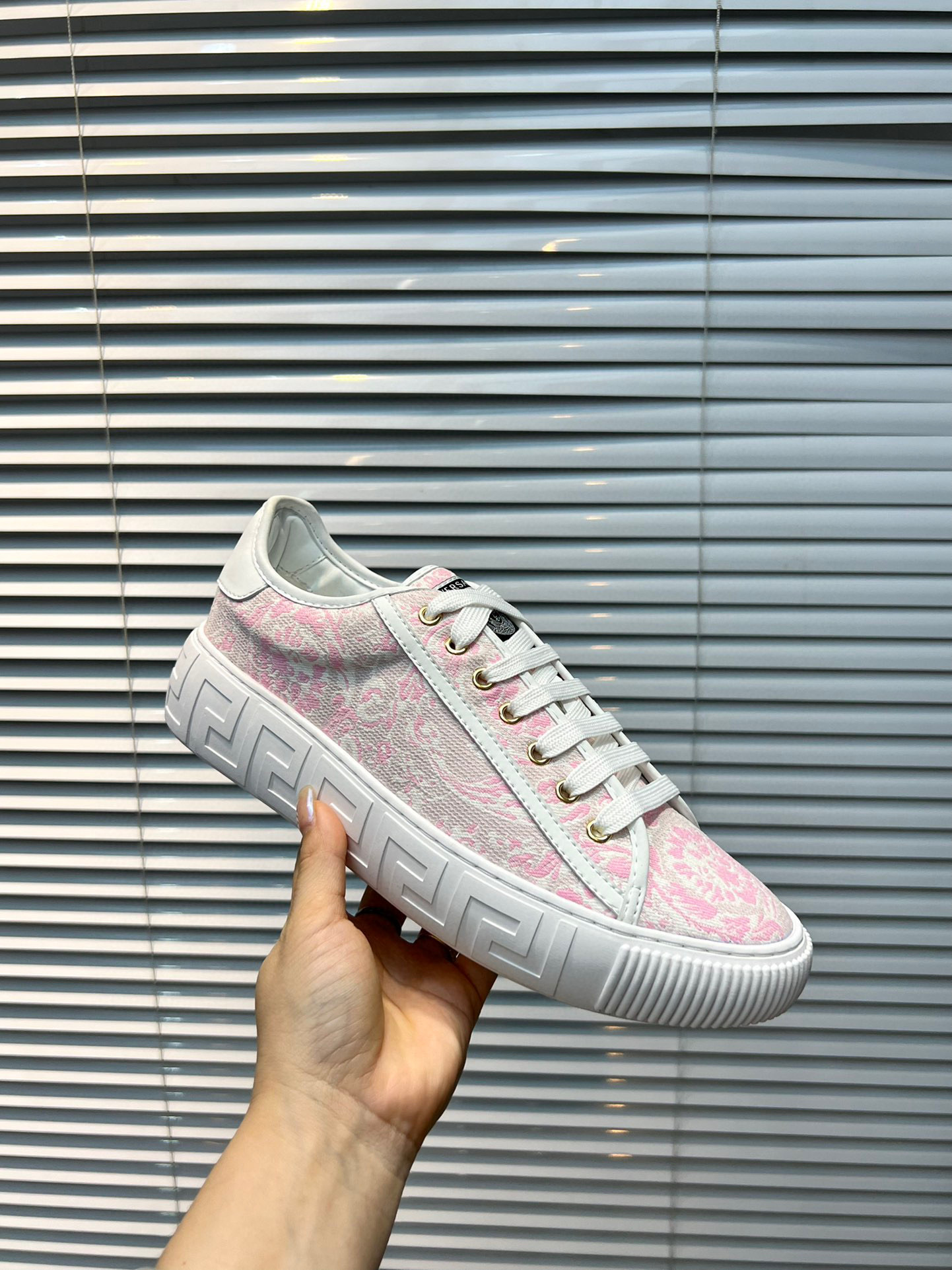 Versace Women's White Leather Low-Top Sneakers Size 36-44 6 i1744990703075 8369 0 4
