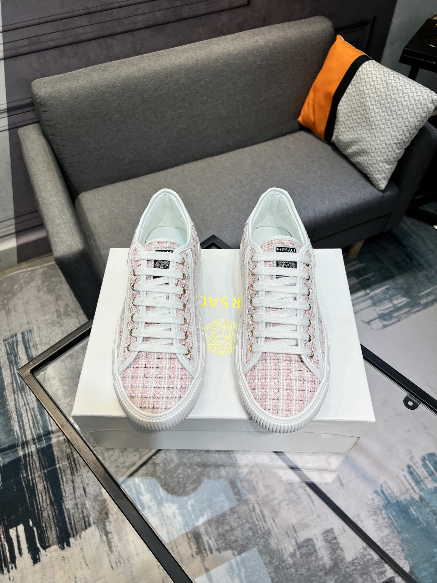 Versace Women's White Leather Sneakers, Luxury Designer Fashion Shoes 1 Versace Women's White Leather Sneakers, Luxury Designer Fashion Shoes