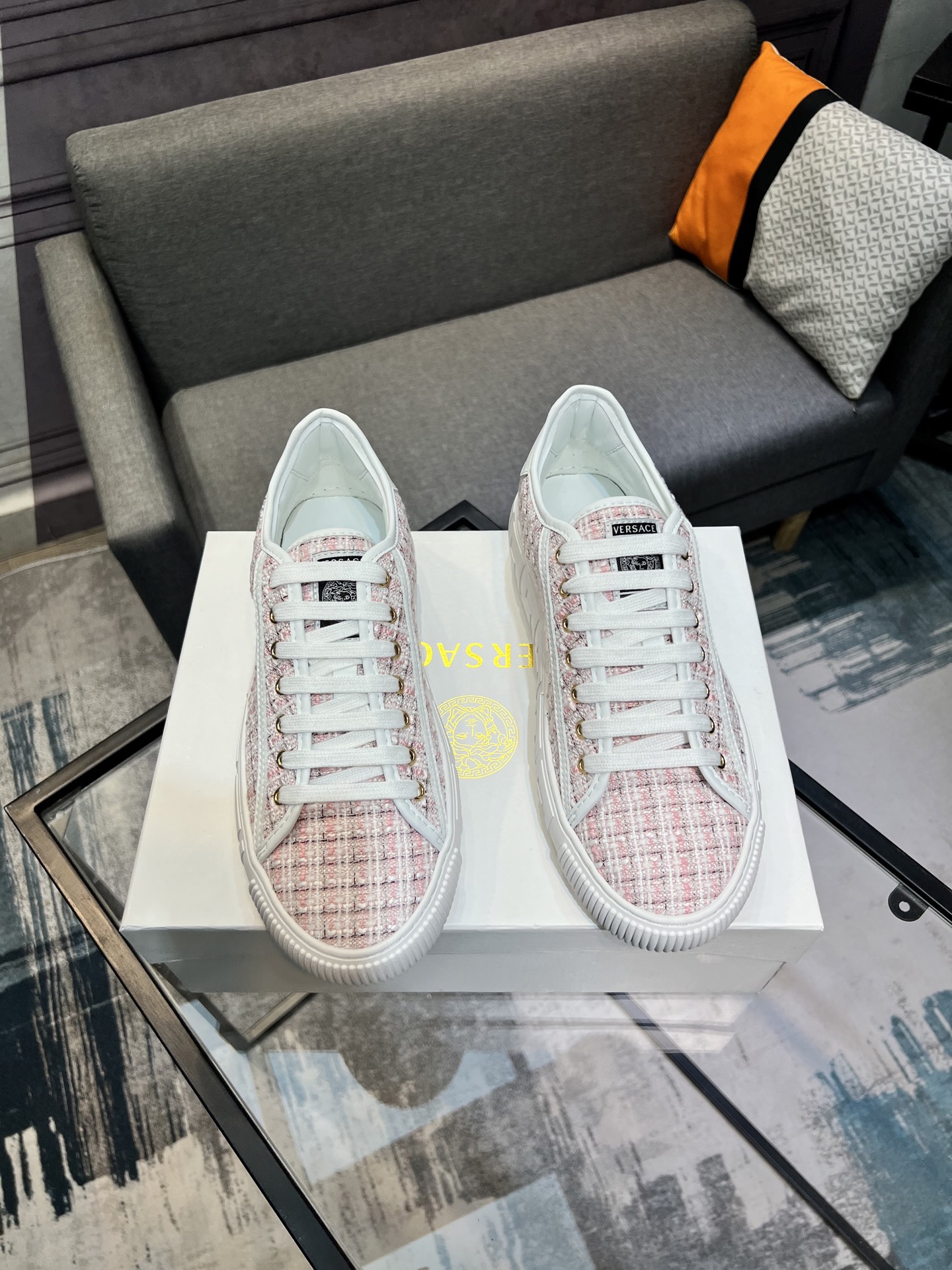 Versace Women's White Leather Sneakers, Luxury Designer Fashion Shoes 5 i1744990817170 1660 0 3