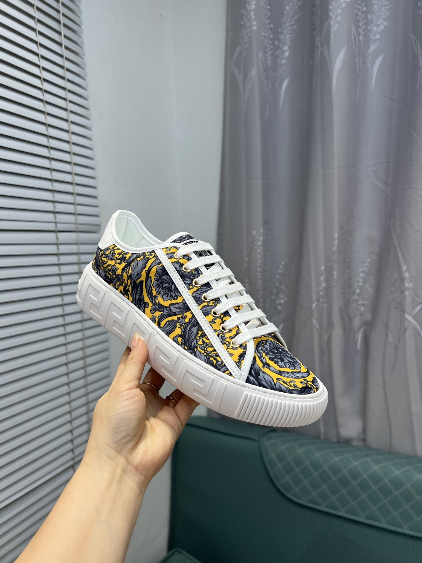 Versace Baroque Print Leather Sneakers - Luxury Fashion Footwear 6 i1744990828107 3872 0 4