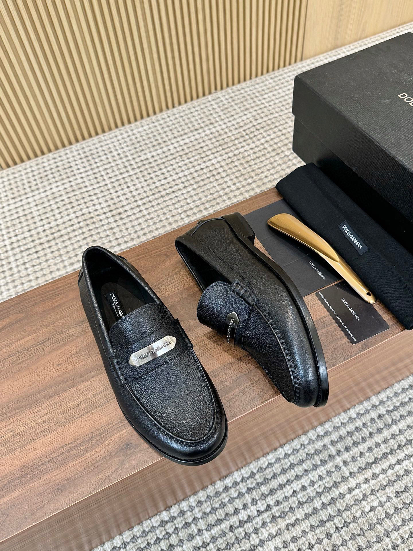 Dolce & Gabbana Men's Black Leather Loafers with Metal Logo Detail 3 i1745249897587 6782 0 1