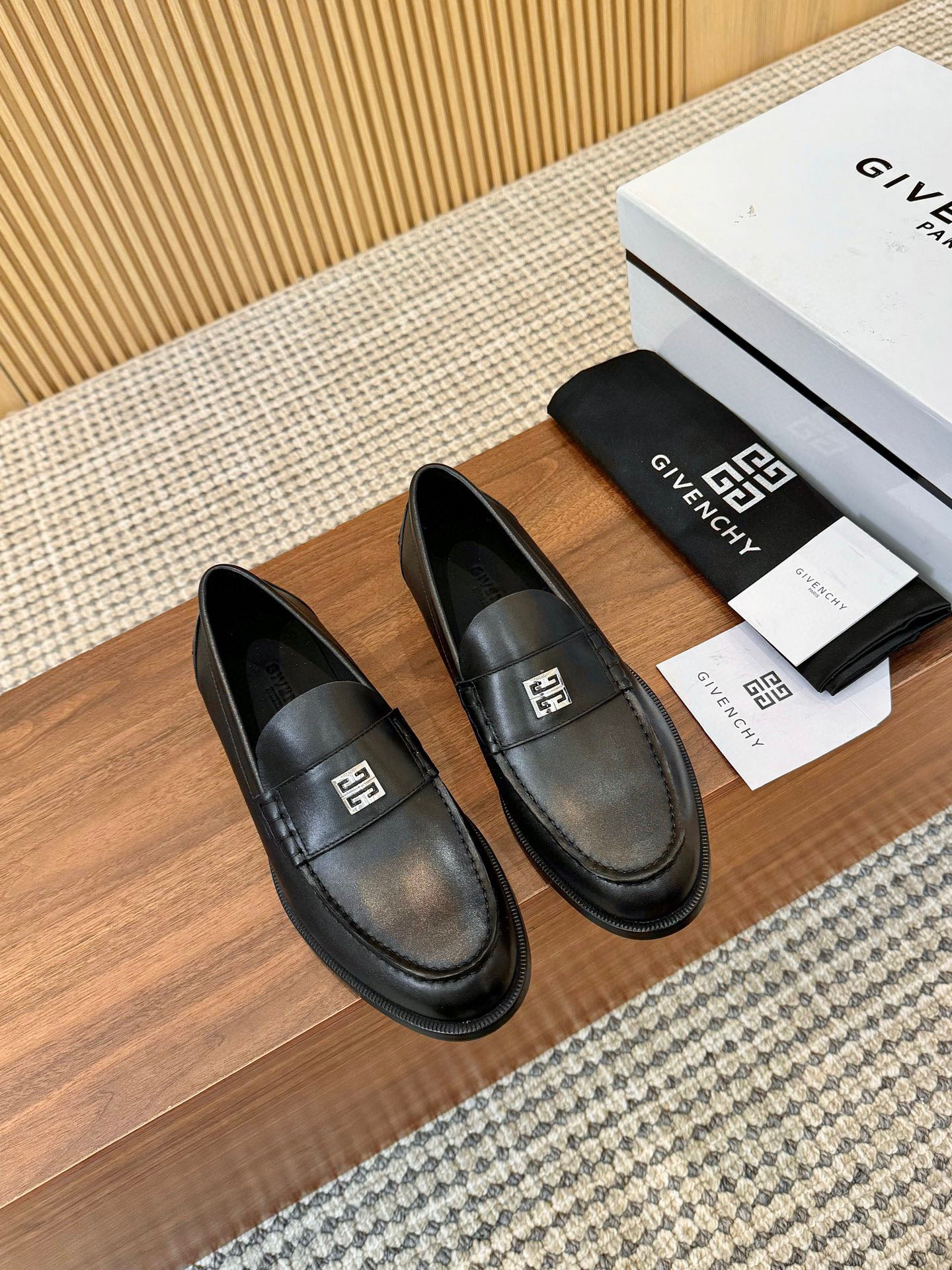 Givenchy Men's Black Leather Loafers with Metal Logo Accent, Sizes 39-44 2 i1745250081493 520 0 0