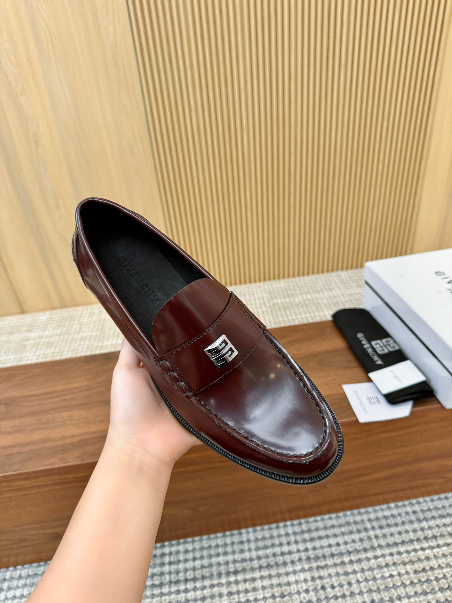 Givenchy Men's Business Casual Leather Loafers - Premium Quality & Comfort 7 i1745250118593 5138 0 5