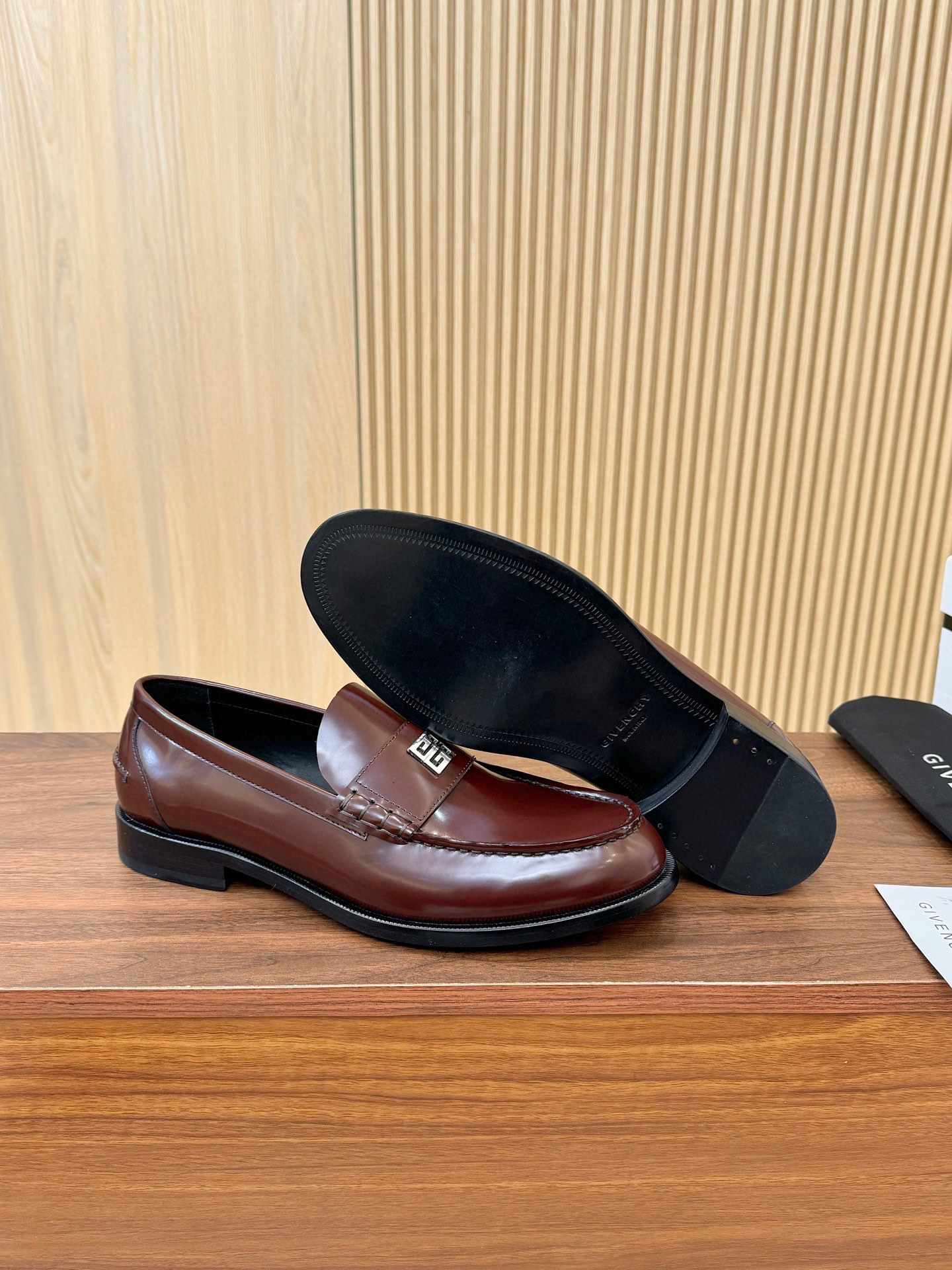 Givenchy Men's Business Casual Leather Loafers - Premium Quality & Comfort 6 i1745250118838 8271 0 4