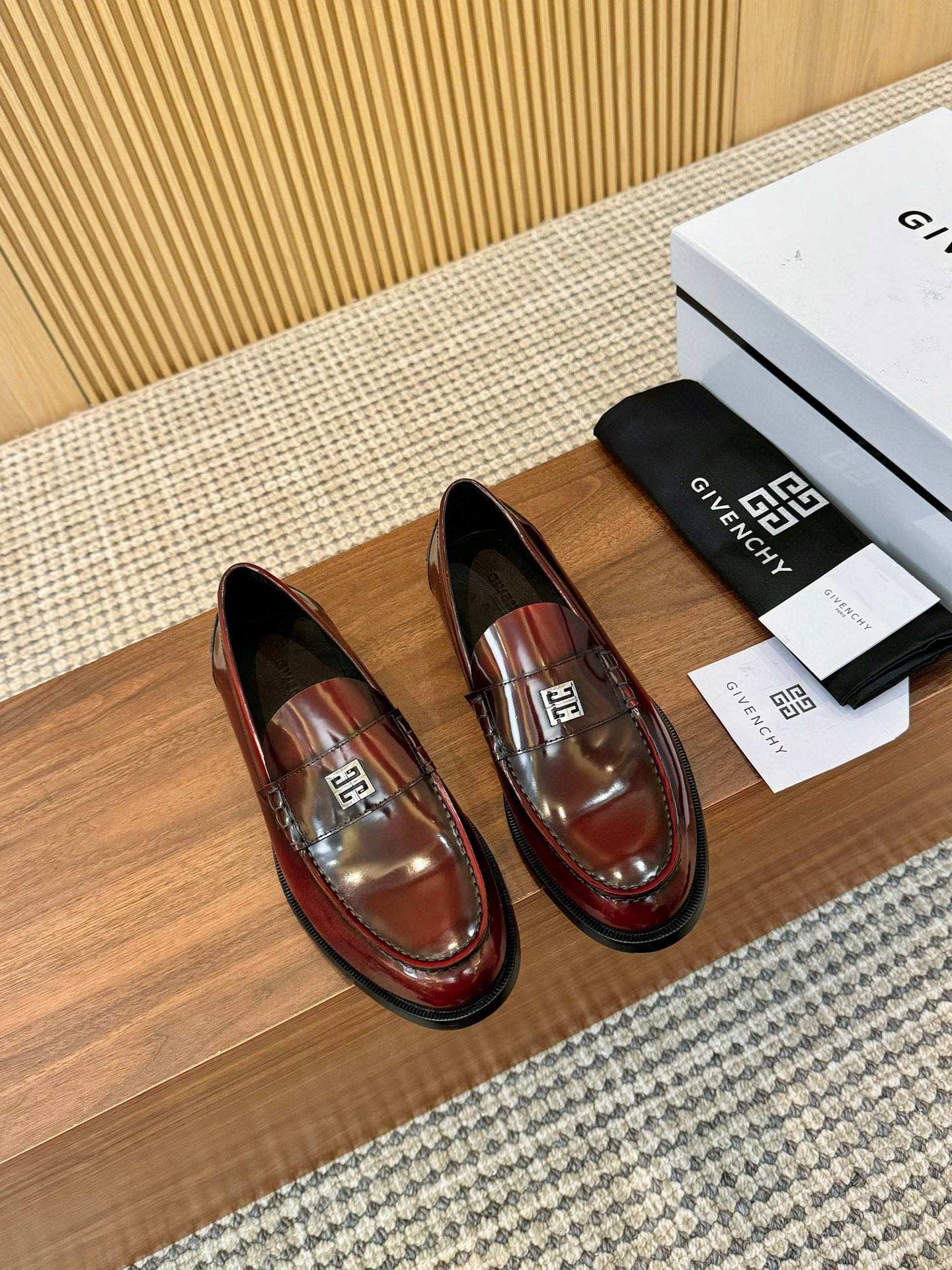 Givenchy Men's Burgundy Leather Loafers Business Casual Shoes Size 39-44 1 Givenchy Men's Burgundy Leather Loafers Business Casual Shoes Size 39-44