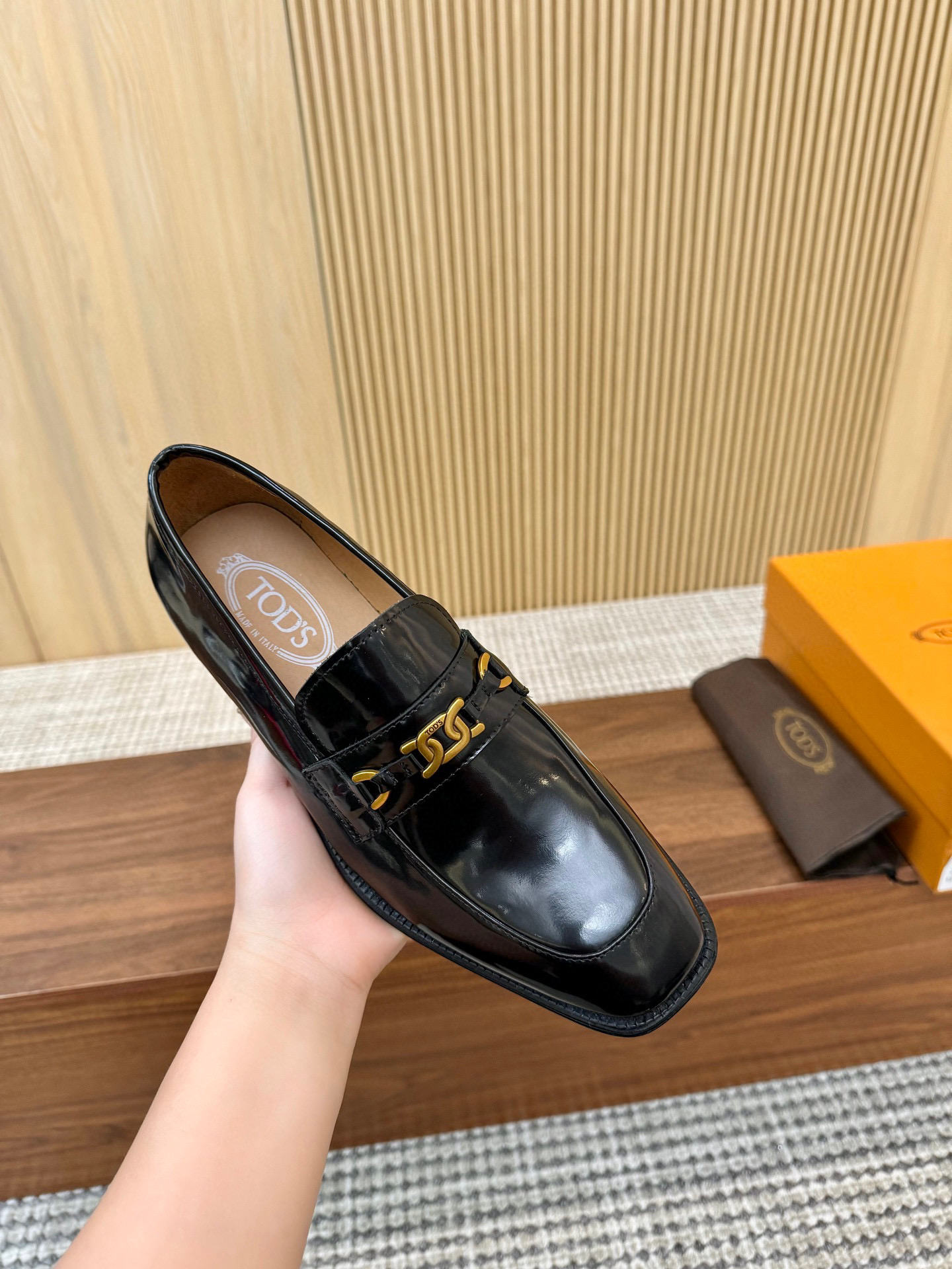 TOD'S Men's Black Leather Loafers with Gold Chain Detail, Size 39-44 7 i1745250491627 8523 0 5