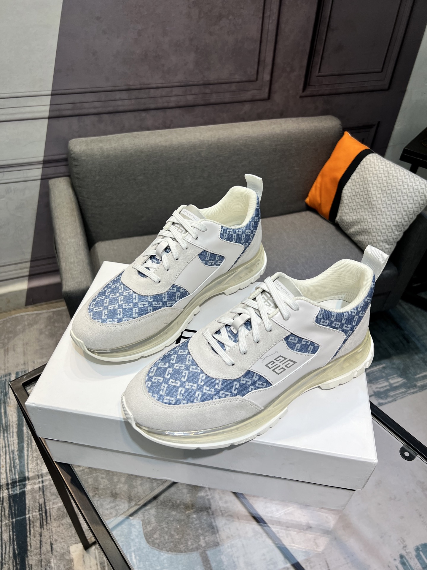 Givenchy Men's Fashion Casual Sneakers in Imported Leather, Sizes 38-44 3 i1745423386846 3728 0 1