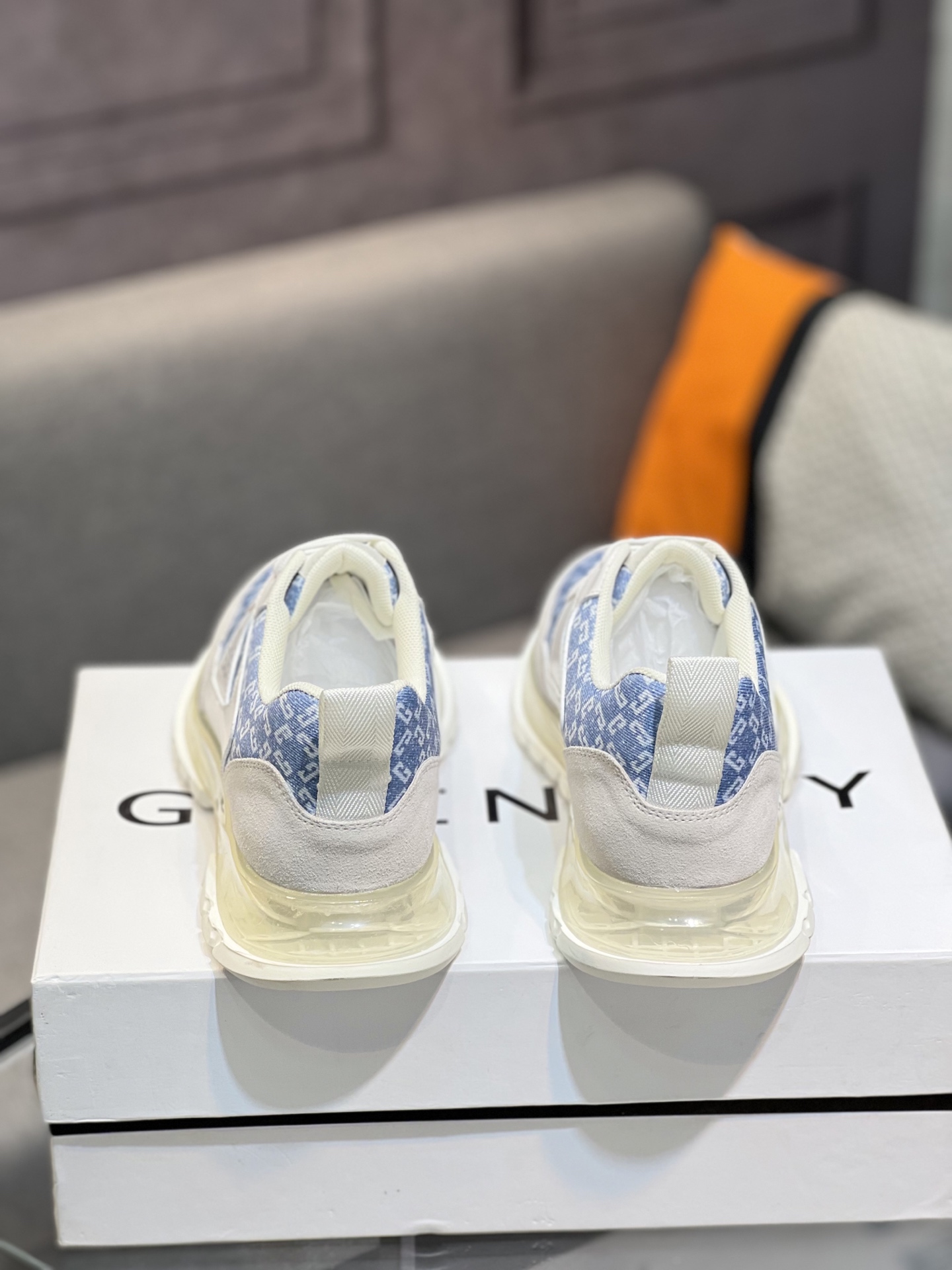 Givenchy Men's Fashion Casual Sneakers in Imported Leather, Sizes 38-44 8 i1745423386846 7183 0 6