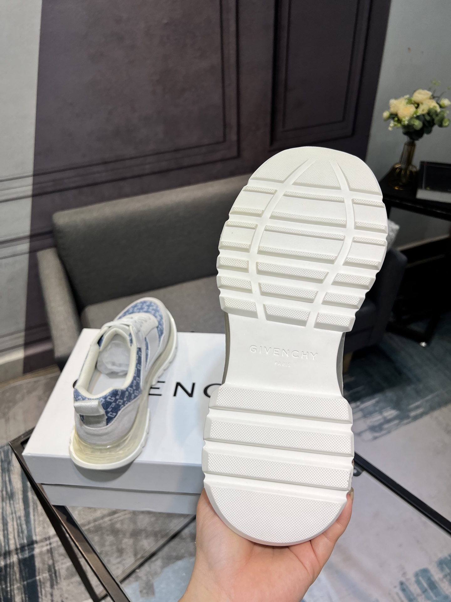Givenchy Men's Fashion Casual Sneakers in Imported Leather, Sizes 38-44 7 i1745423389130 4225 0 5