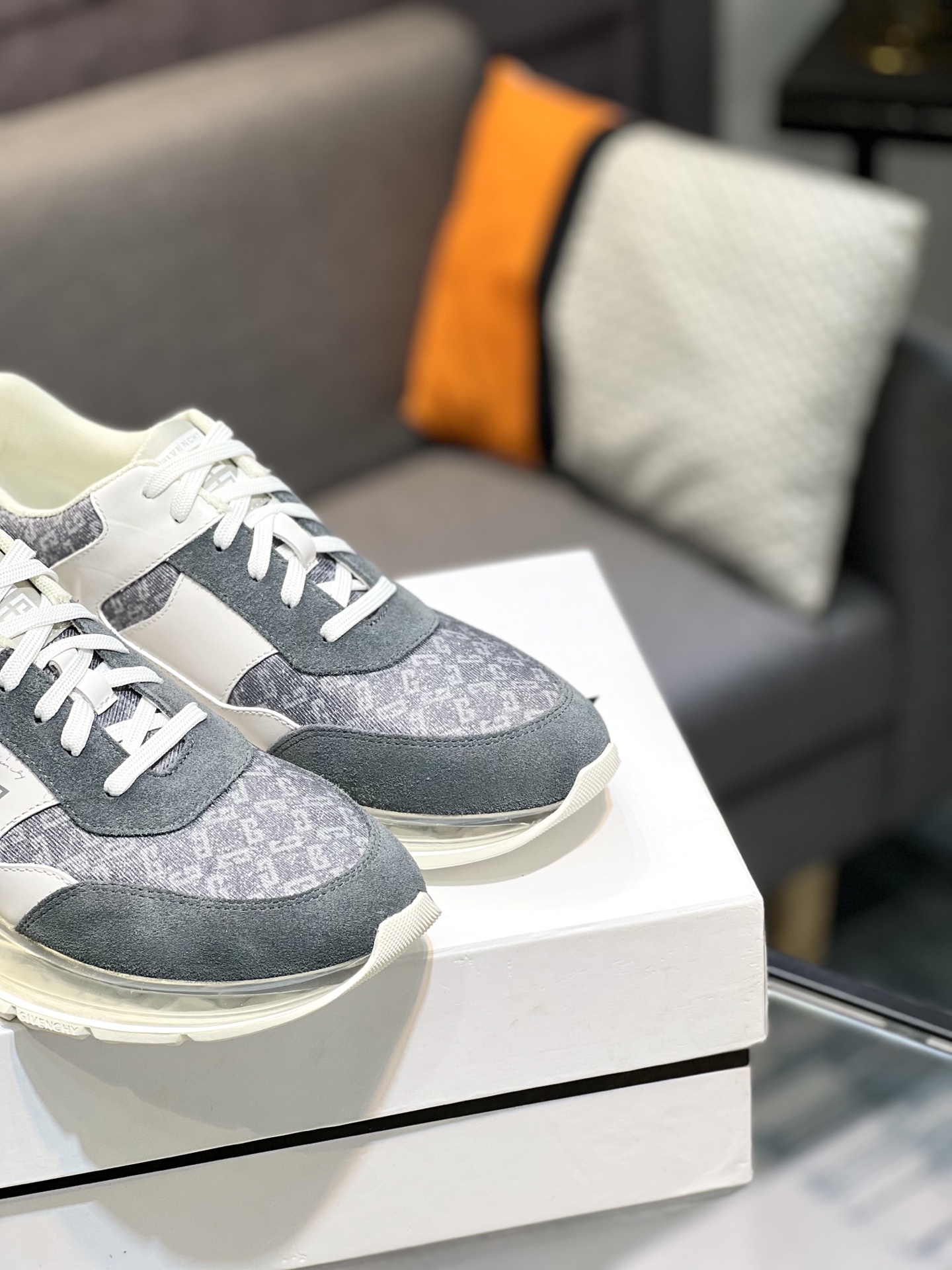 Givenchy Men's Fashion Casual Sneakers,Imported Leather,Cushion Sole,Size 38-44 9 i1745423455888 8219 0 7