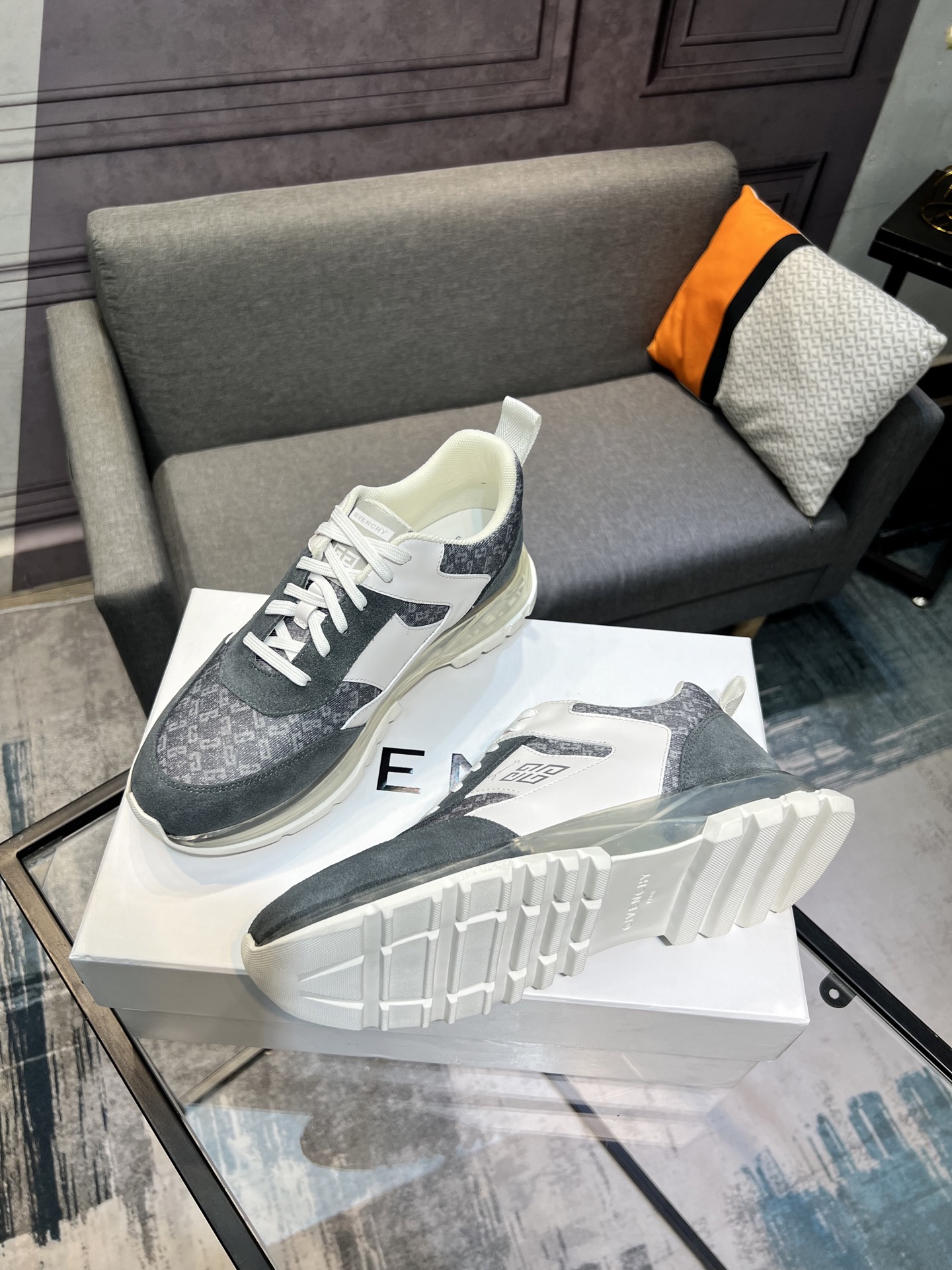 Givenchy Men's Fashion Casual Sneakers,Imported Leather,Cushion Sole,Size 38-44 4 i1745423456003 3347 0 2