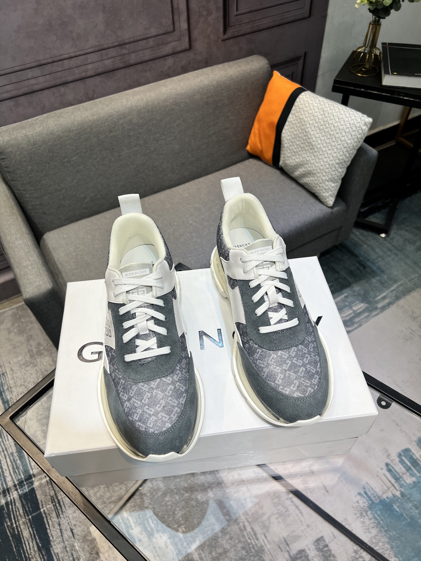 Givenchy Men's Fashion Casual Sneakers,Imported Leather,Cushion Sole,Size 38-44 5 i1745423456065 431 0 3
