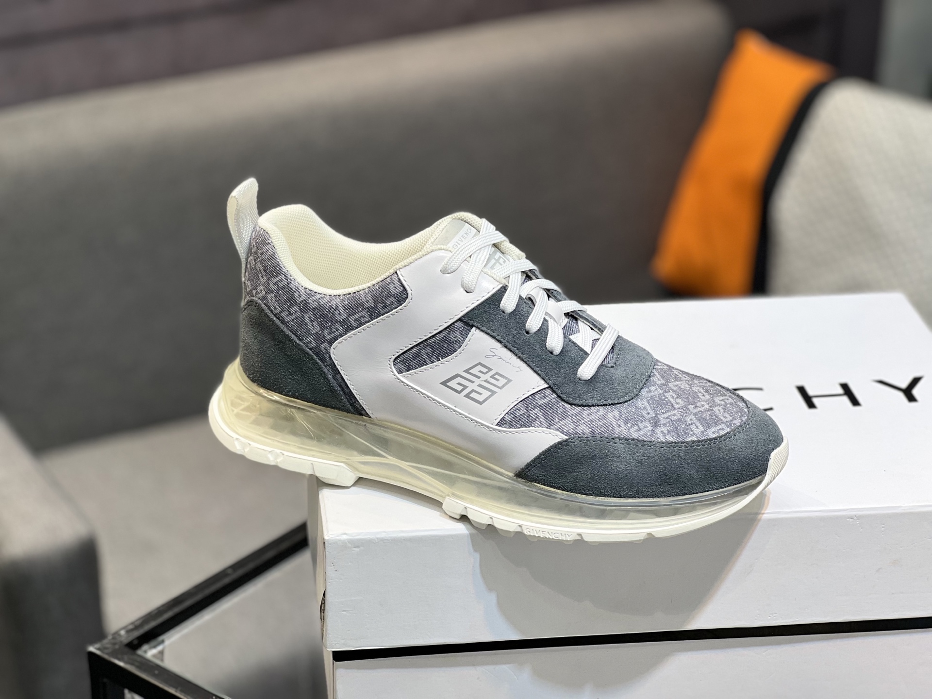 Givenchy Men's Fashion Casual Sneakers,Imported Leather,Cushion Sole,Size 38-44 10 i1745423457453 3670 0 8